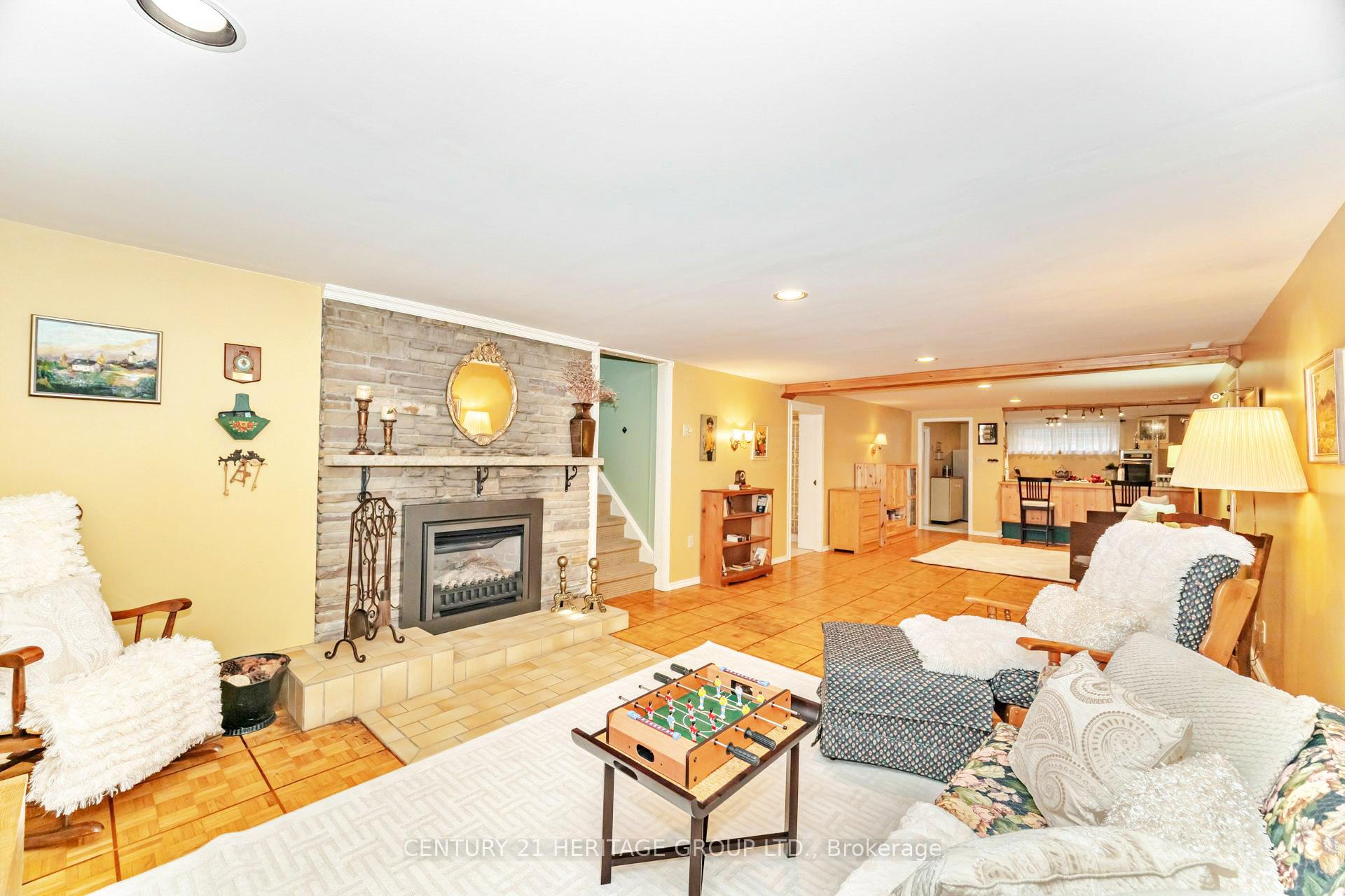 Photo 36 of 22 Poplar Drive, Richmond Hill, Oak Ridges — HOMEH