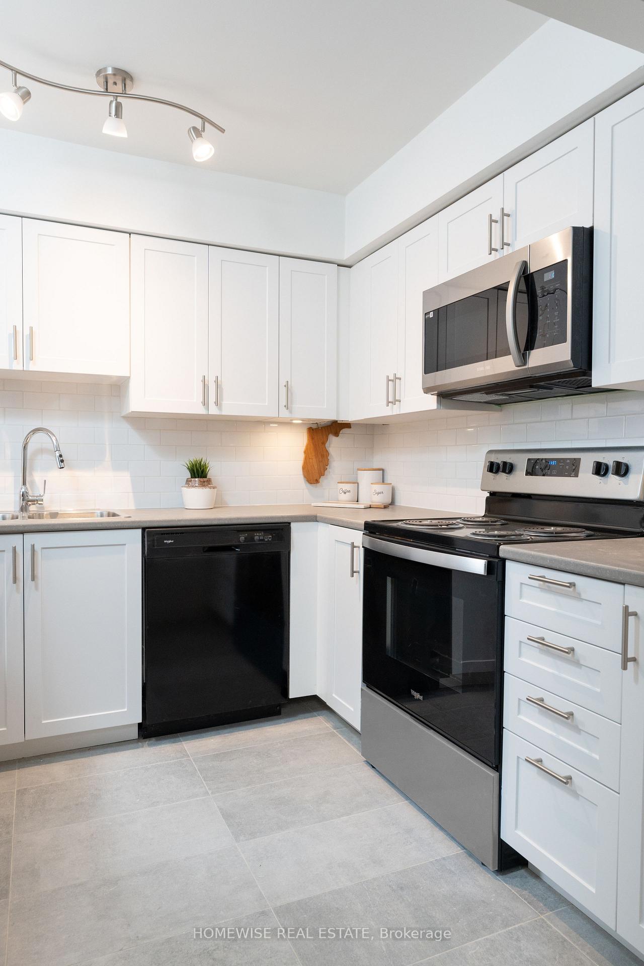 Photo 14 of Unit C2, 240 Ormond Drive, Oshawa, Samac — HOMEH