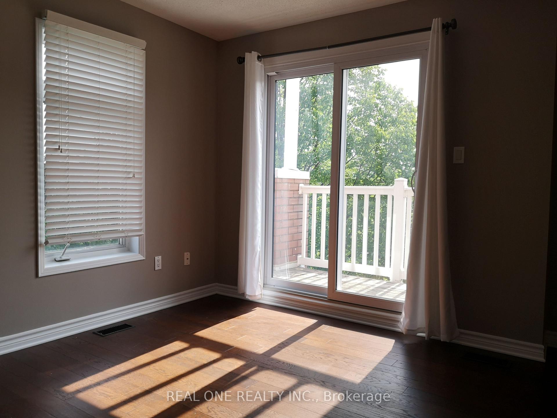 Photo 12 of Unit D, 2400 Munn's Avenue, Oakville, River Oaks — HOMEH