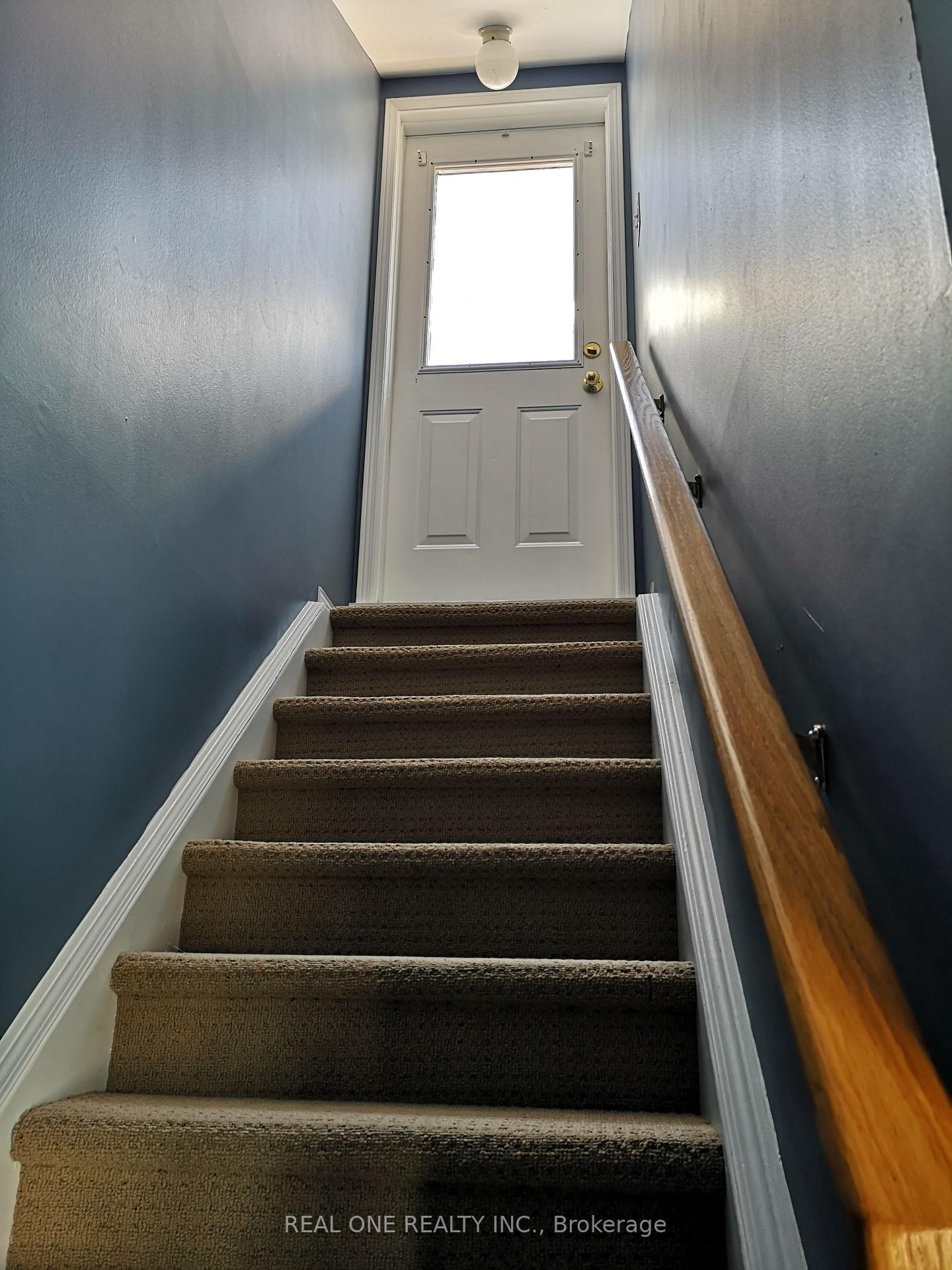 Photo 19 of Unit D, 2400 Munn's Avenue, Oakville, River Oaks — HOMEH