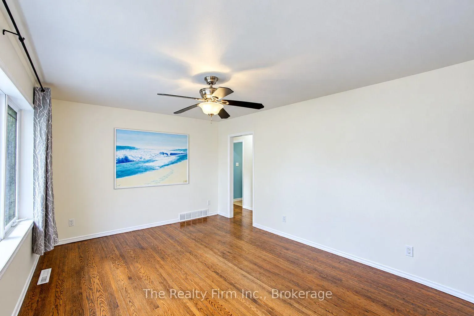 Photo 4 of 15 Dumbarton Street, Guelph, Riverside Park — HOMEH
