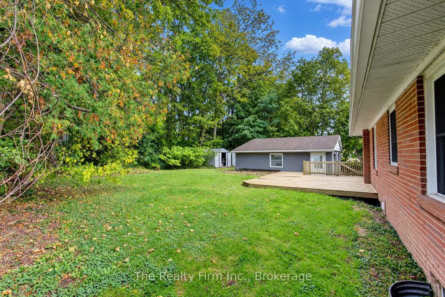 Photo 29 of 15 Dumbarton Street, Guelph, Riverside Park — HOMEH