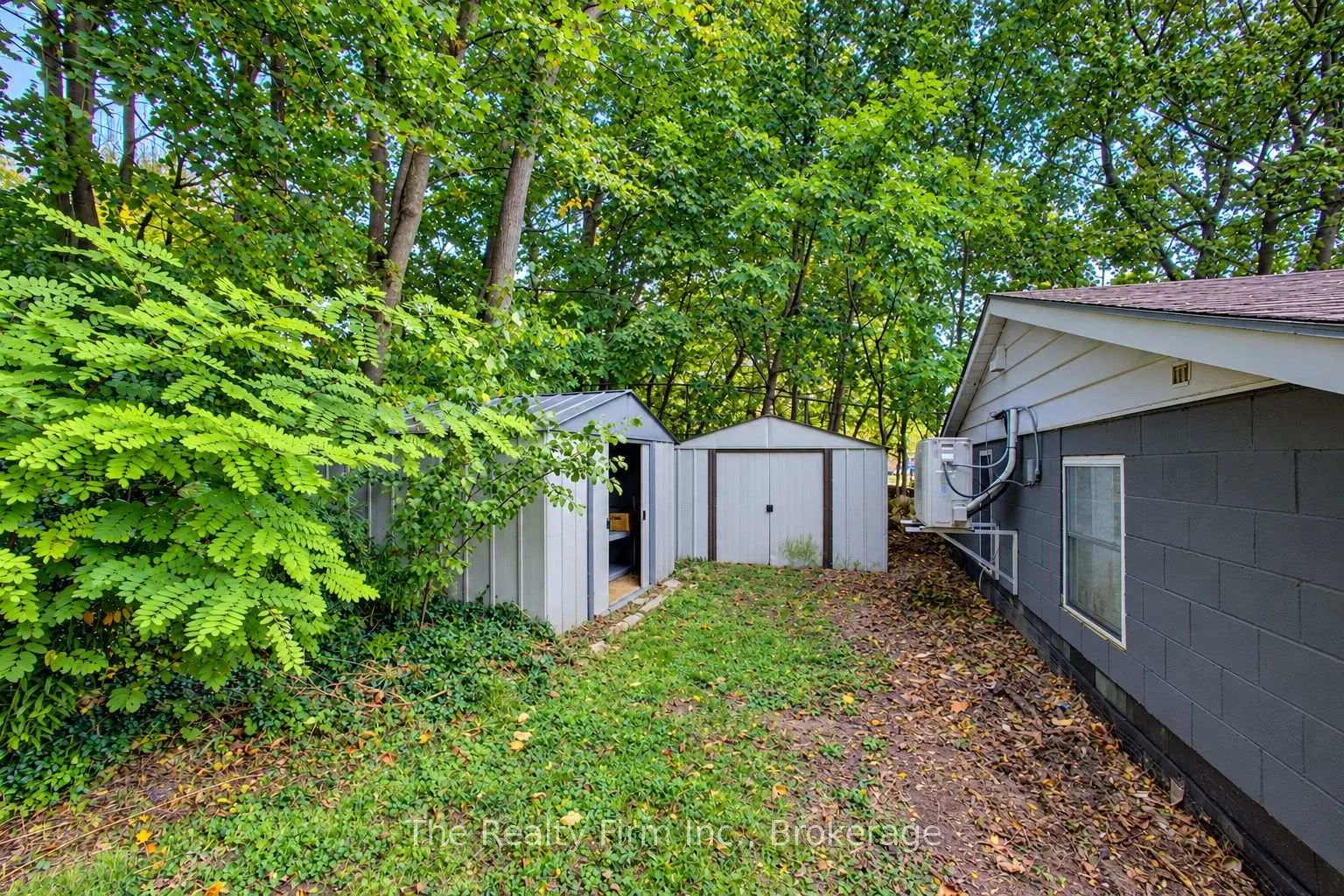 Photo 34 of 15 Dumbarton Street, Guelph, Riverside Park — HOMEH