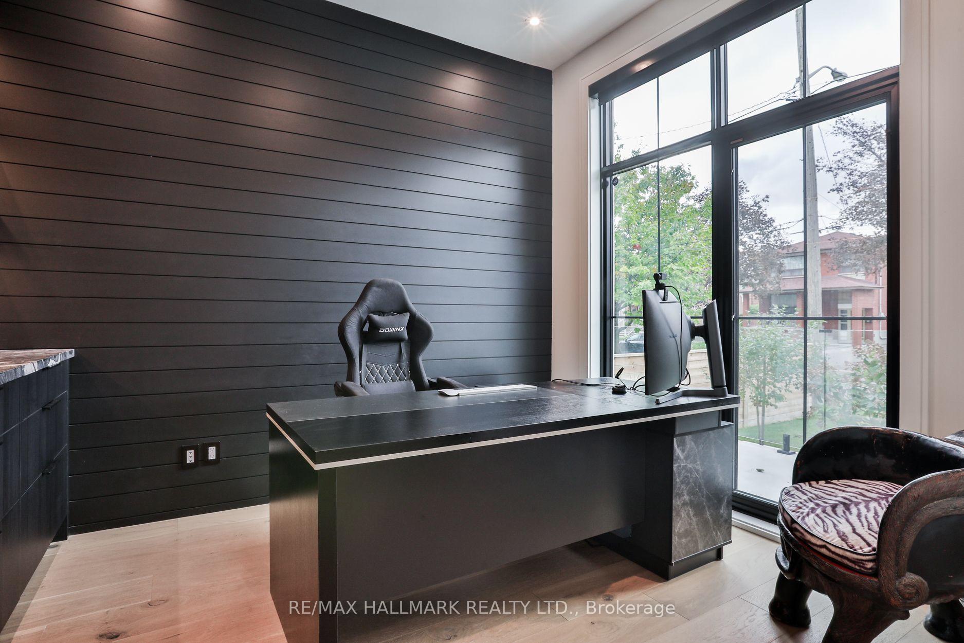 Photo 5 of 14 Risa Boulevard, North York, Yorkdale-Glen Park — HOMEH