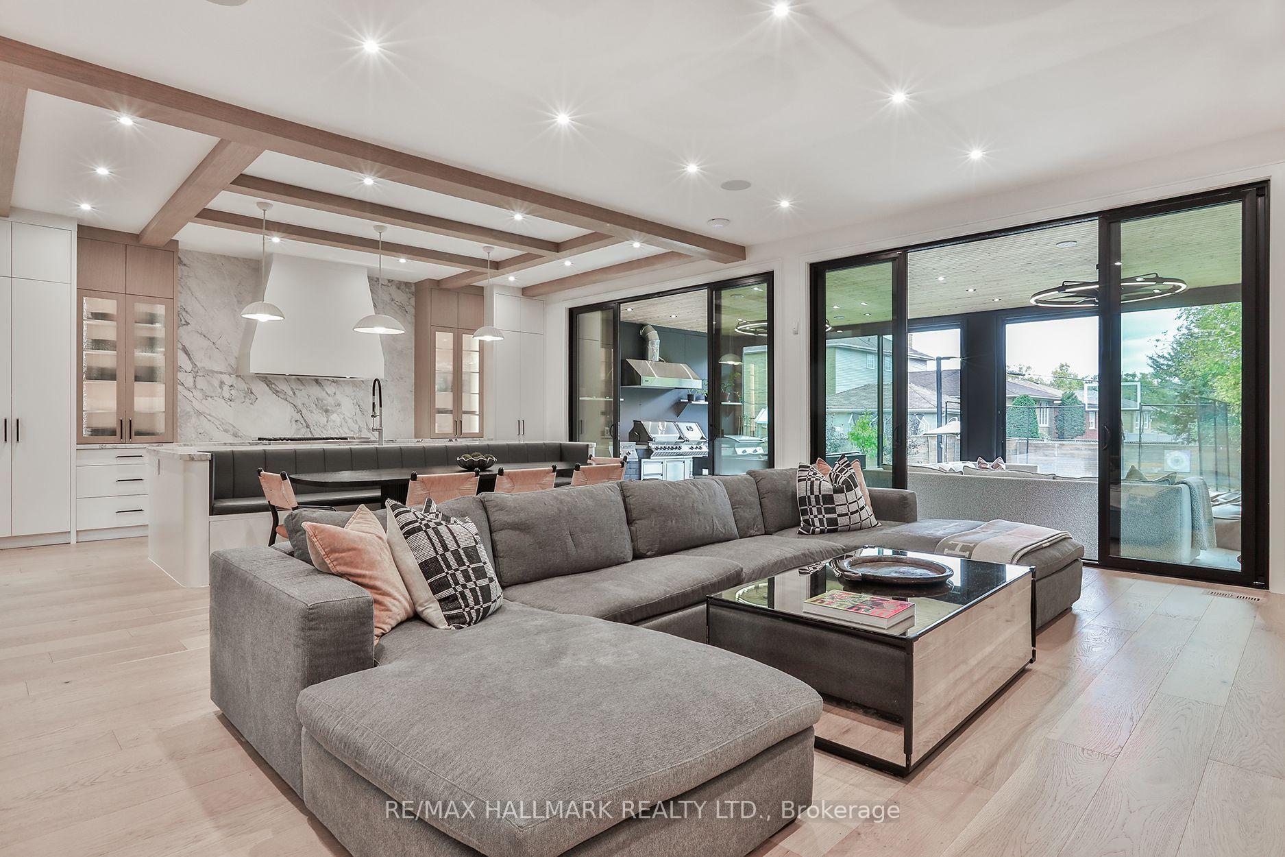 Photo 15 of 14 Risa Boulevard, North York, Yorkdale-Glen Park — HOMEH