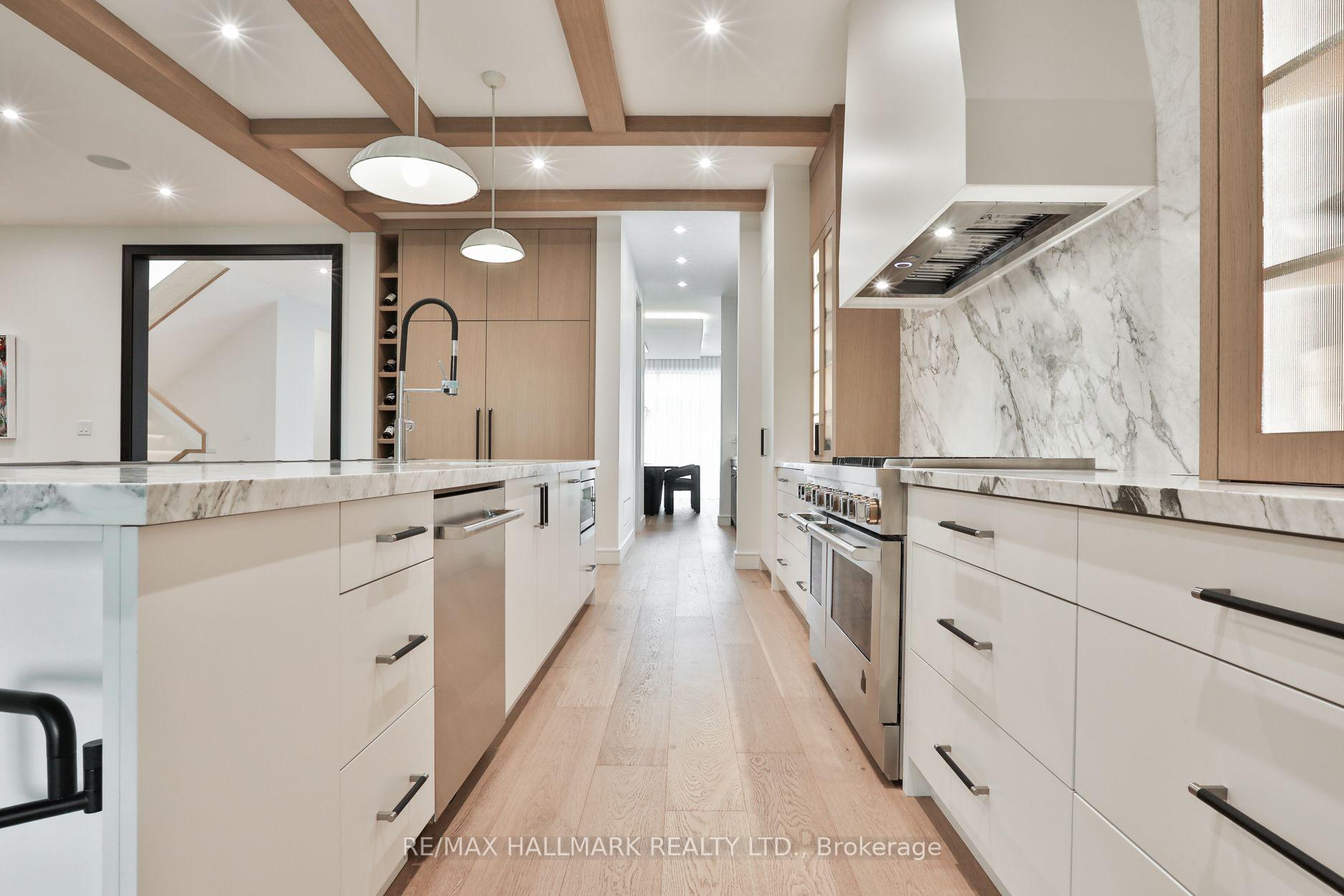 Photo 19 of 14 Risa Boulevard, North York, Yorkdale-Glen Park — HOMEH