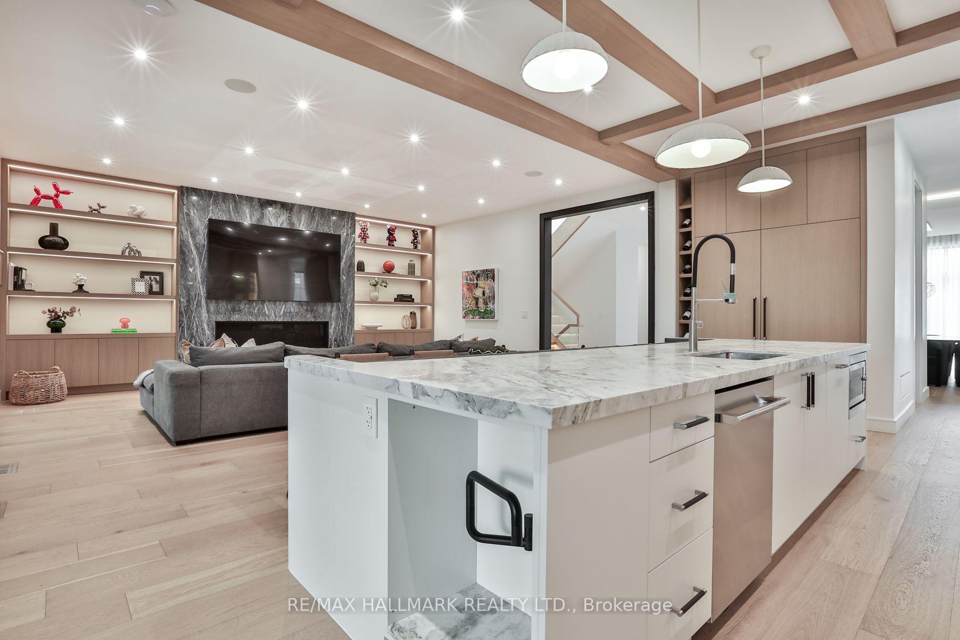 Photo 20 of 14 Risa Boulevard, North York, Yorkdale-Glen Park — HOMEH