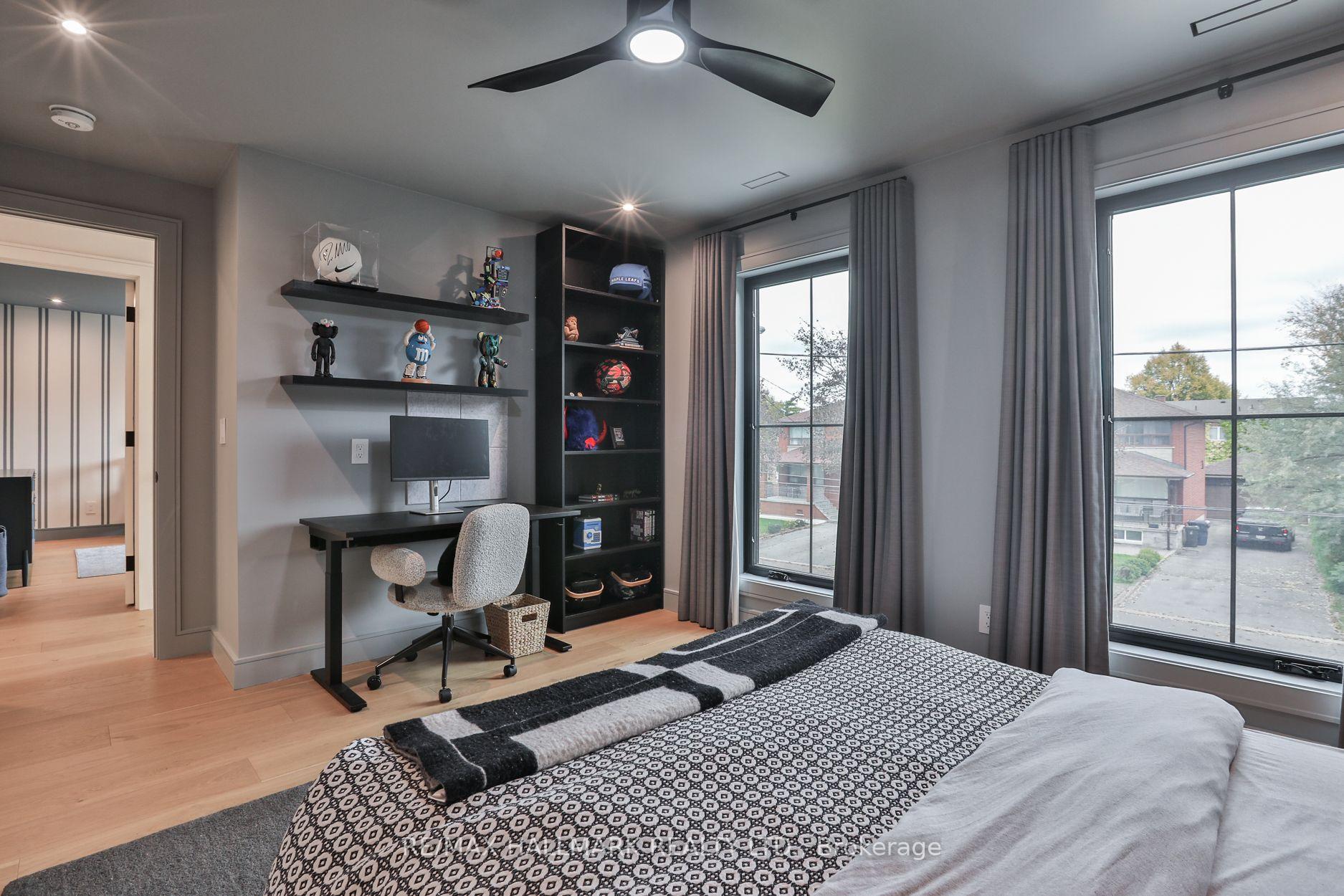 Photo 37 of 14 Risa Boulevard, North York, Yorkdale-Glen Park — HOMEH