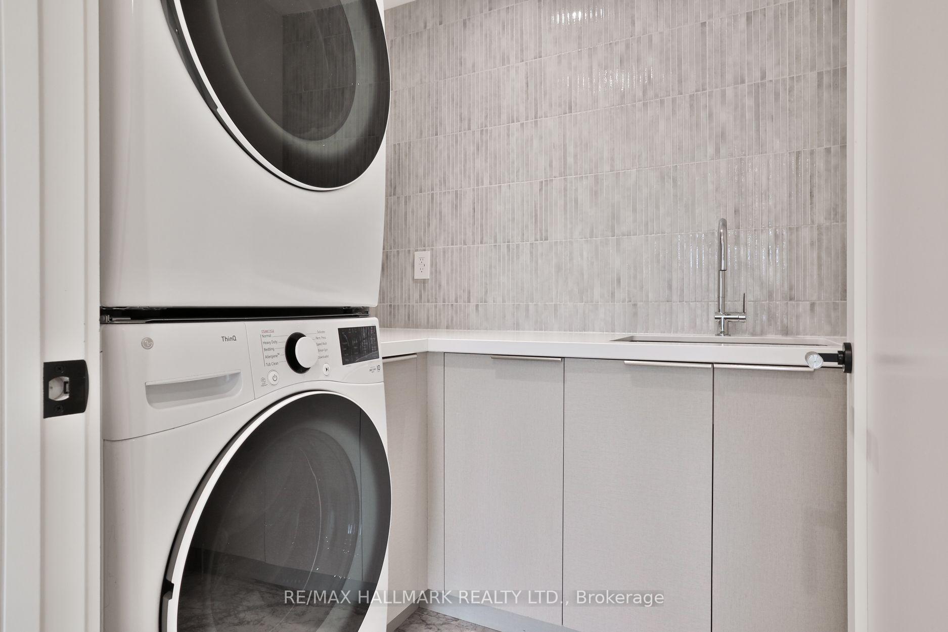 Photo 41 of 14 Risa Boulevard, North York, Yorkdale-Glen Park — HOMEH