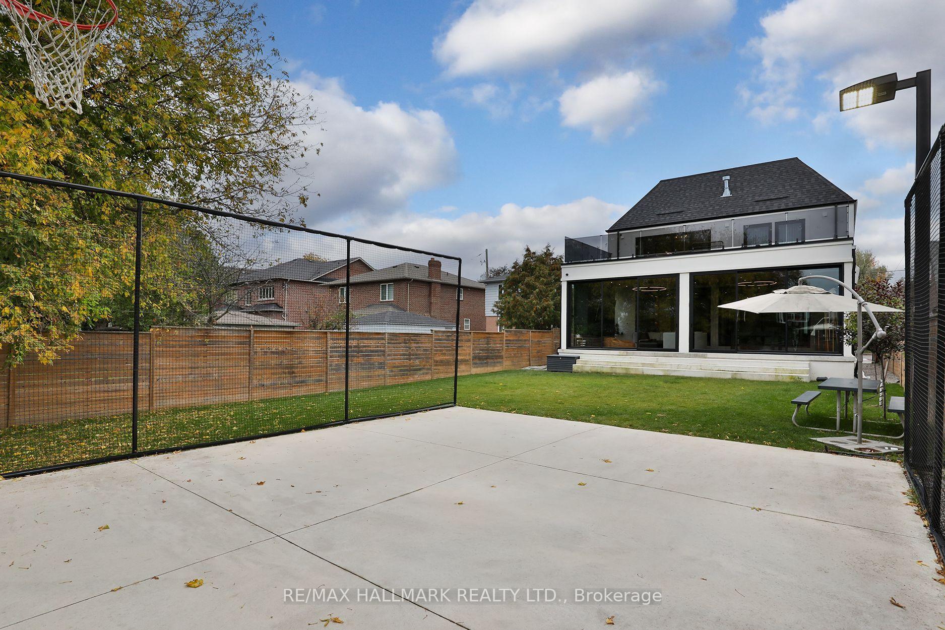 Photo 50 of 14 Risa Boulevard, North York, Yorkdale-Glen Park — HOMEH