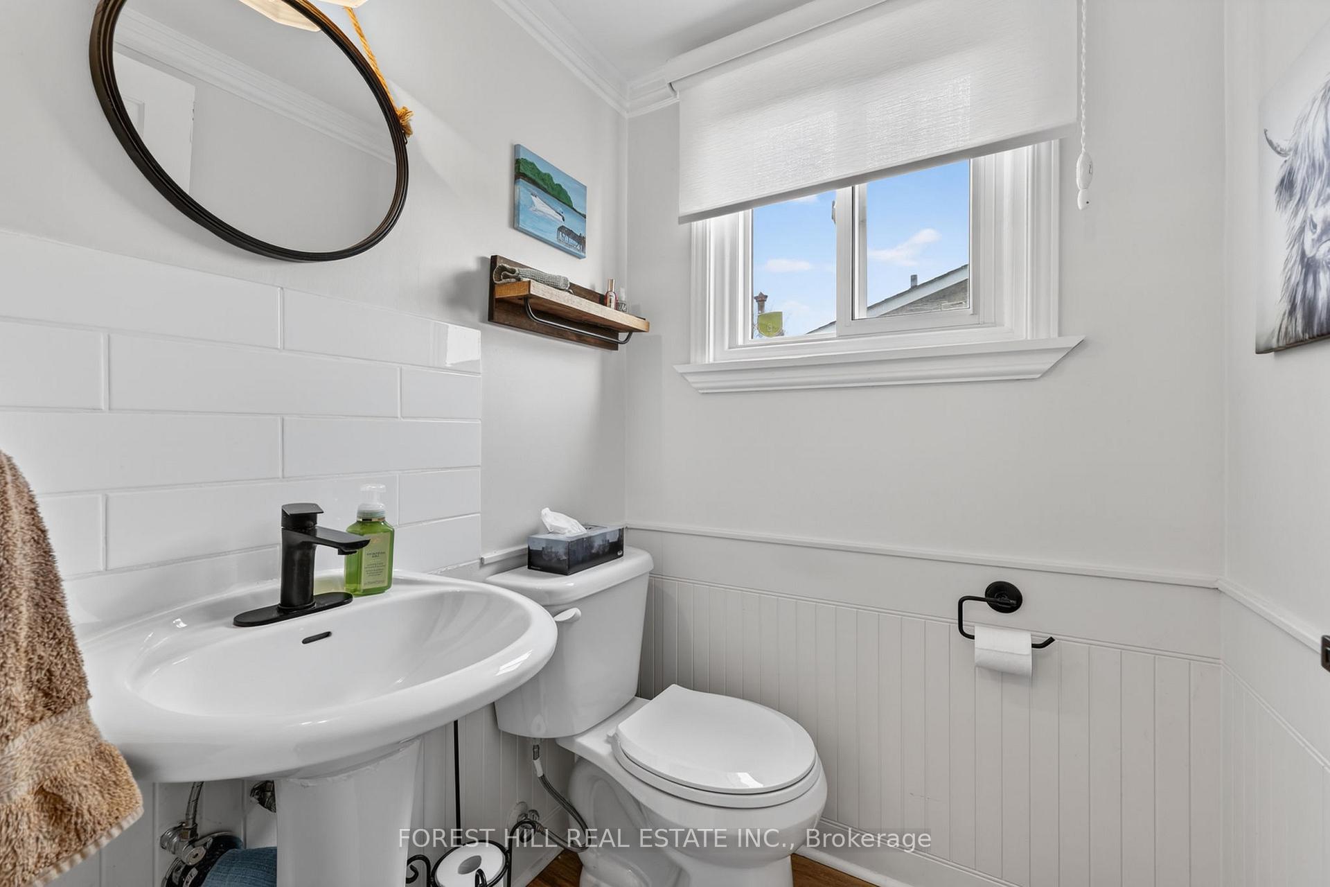 Photo 14 of 172 Ellwood Drive E, Caledon, Bolton East — HOMEH