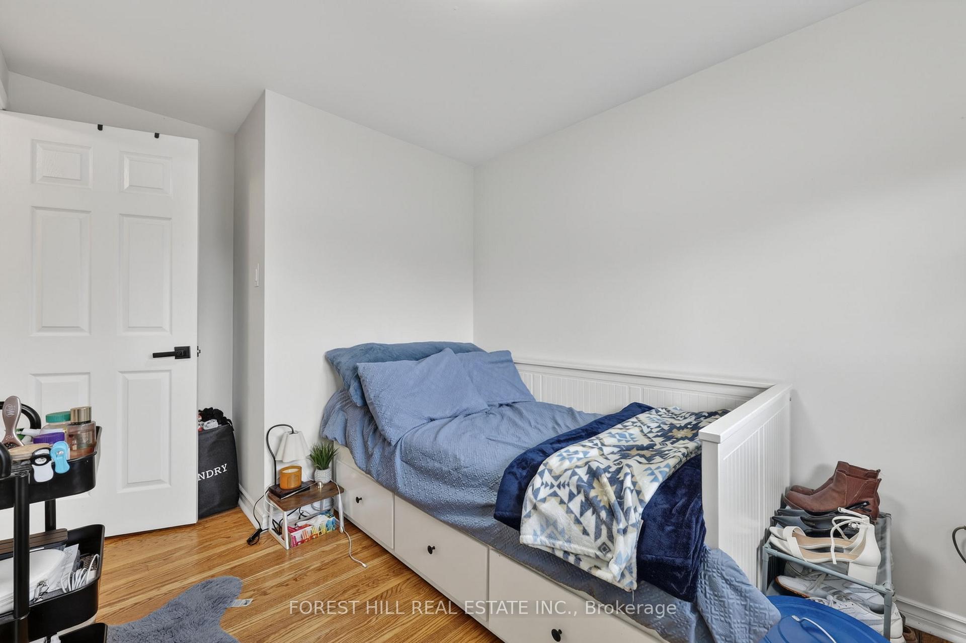 Photo 19 of 172 Ellwood Drive E, Caledon, Bolton East — HOMEH