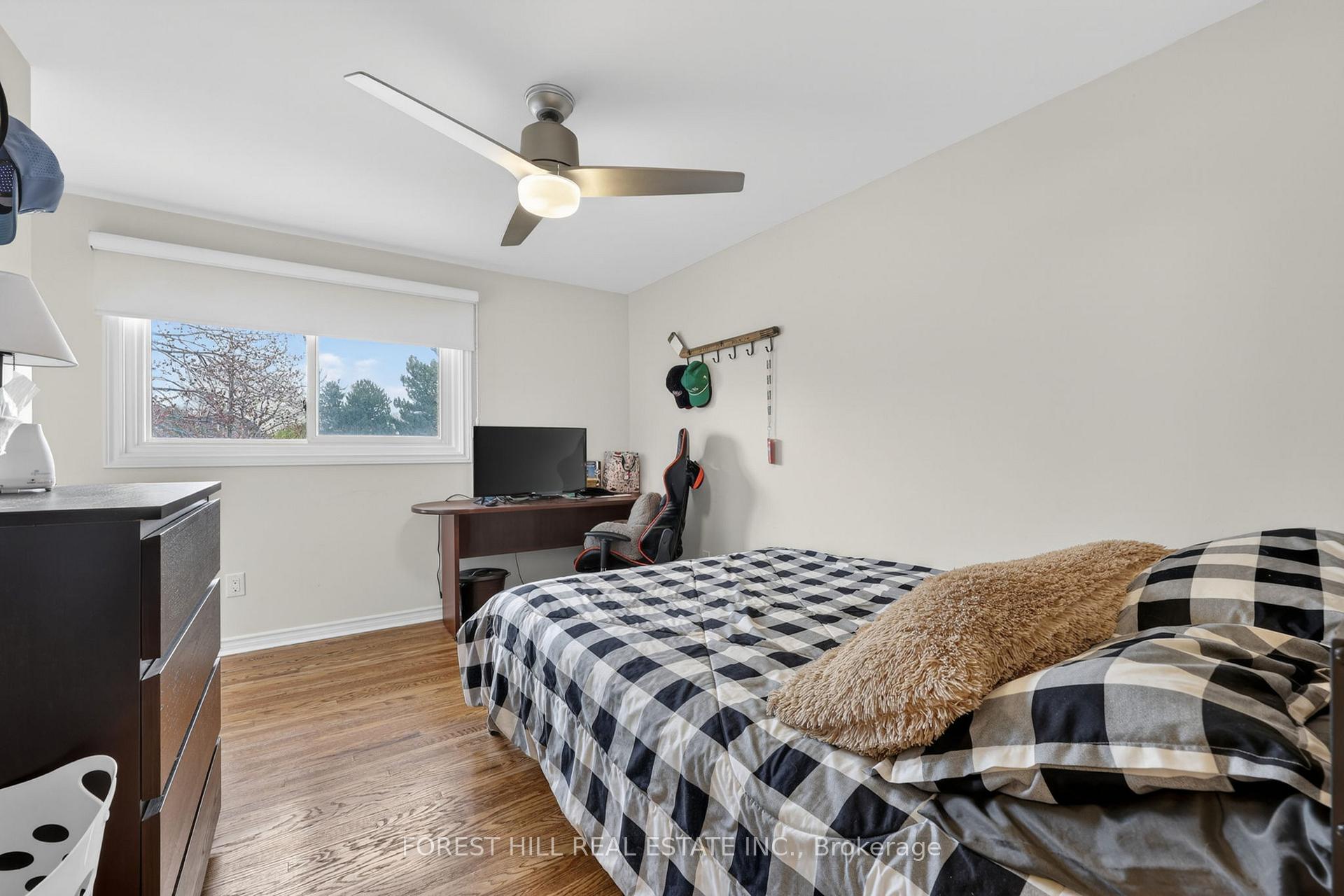 Photo 22 of 172 Ellwood Drive E, Caledon, Bolton East — HOMEH