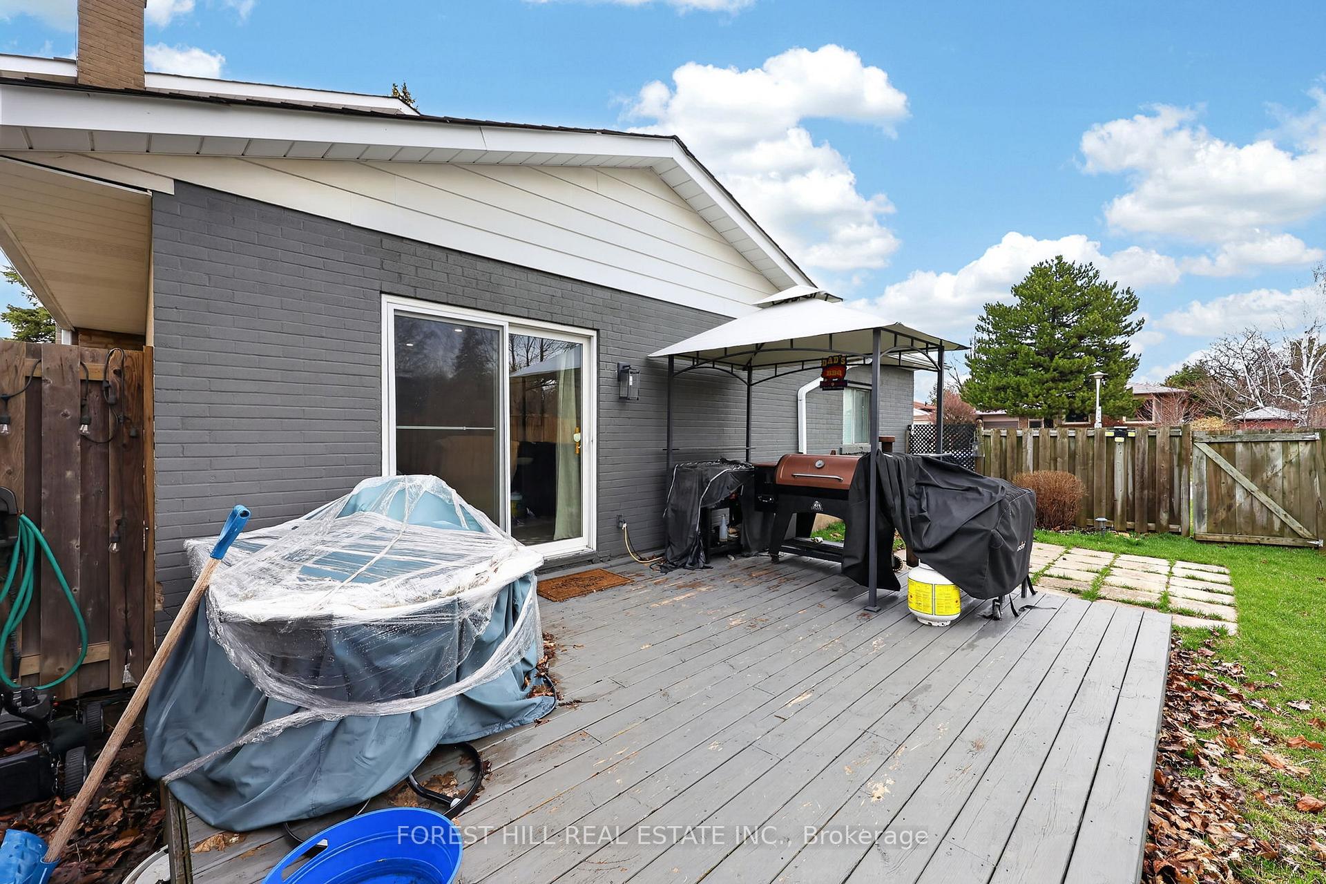 Photo 29 of 172 Ellwood Drive E, Caledon, Bolton East — HOMEH