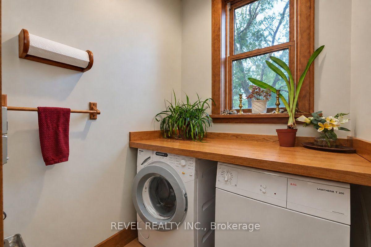Photo 23 of 204 Clemow Avenue, Ottawa, Glebe — HOMEH