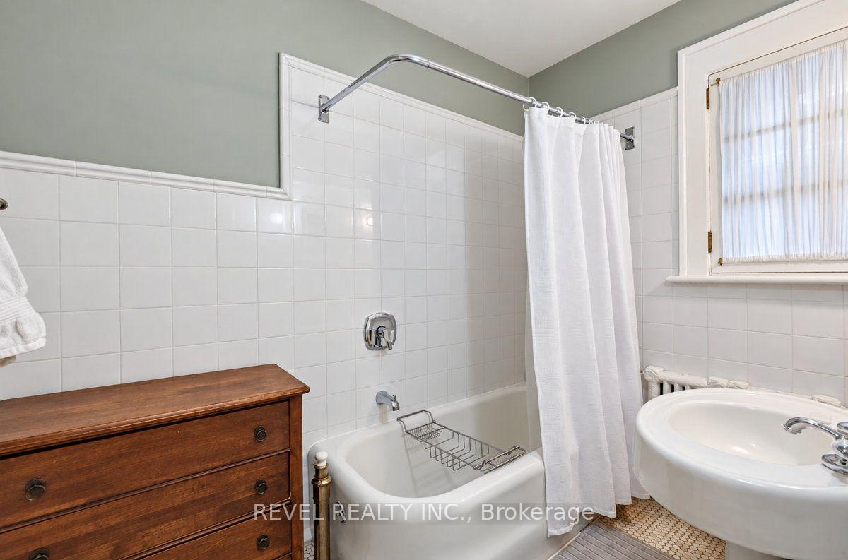 Photo 36 of 204 Clemow Avenue, Ottawa, Glebe — HOMEH