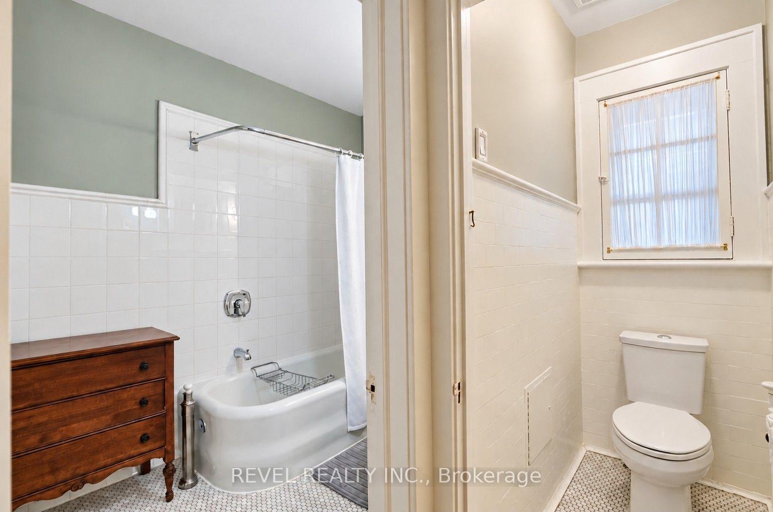 Photo 37 of 204 Clemow Avenue, Ottawa, Glebe — HOMEH
