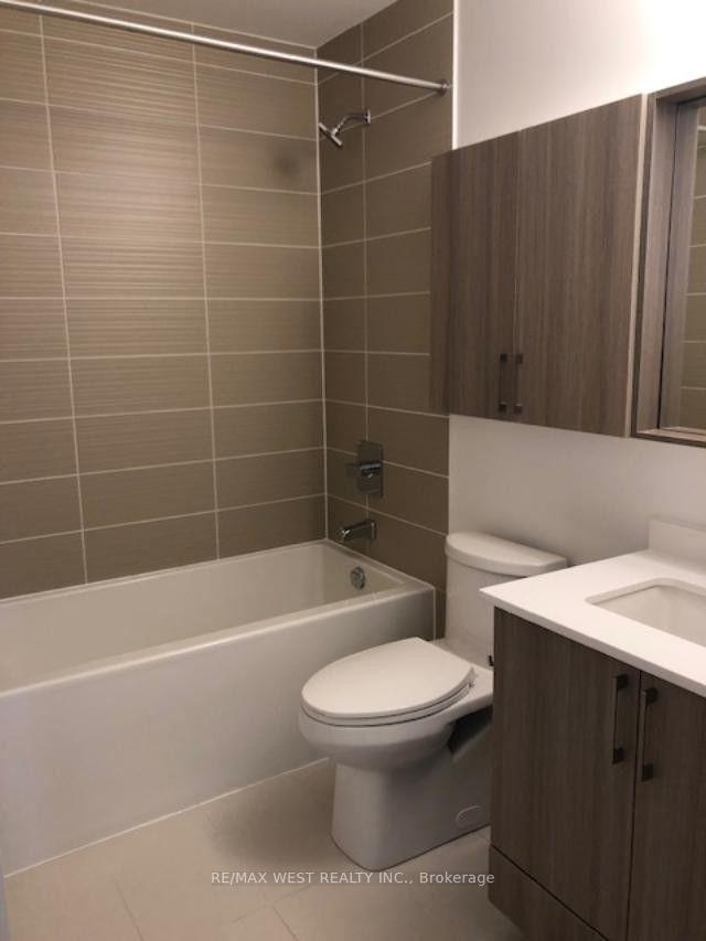 Photo 9 of Unit 622, 591 Sheppard Avenue E, North York, Bayview Village — HOMEH