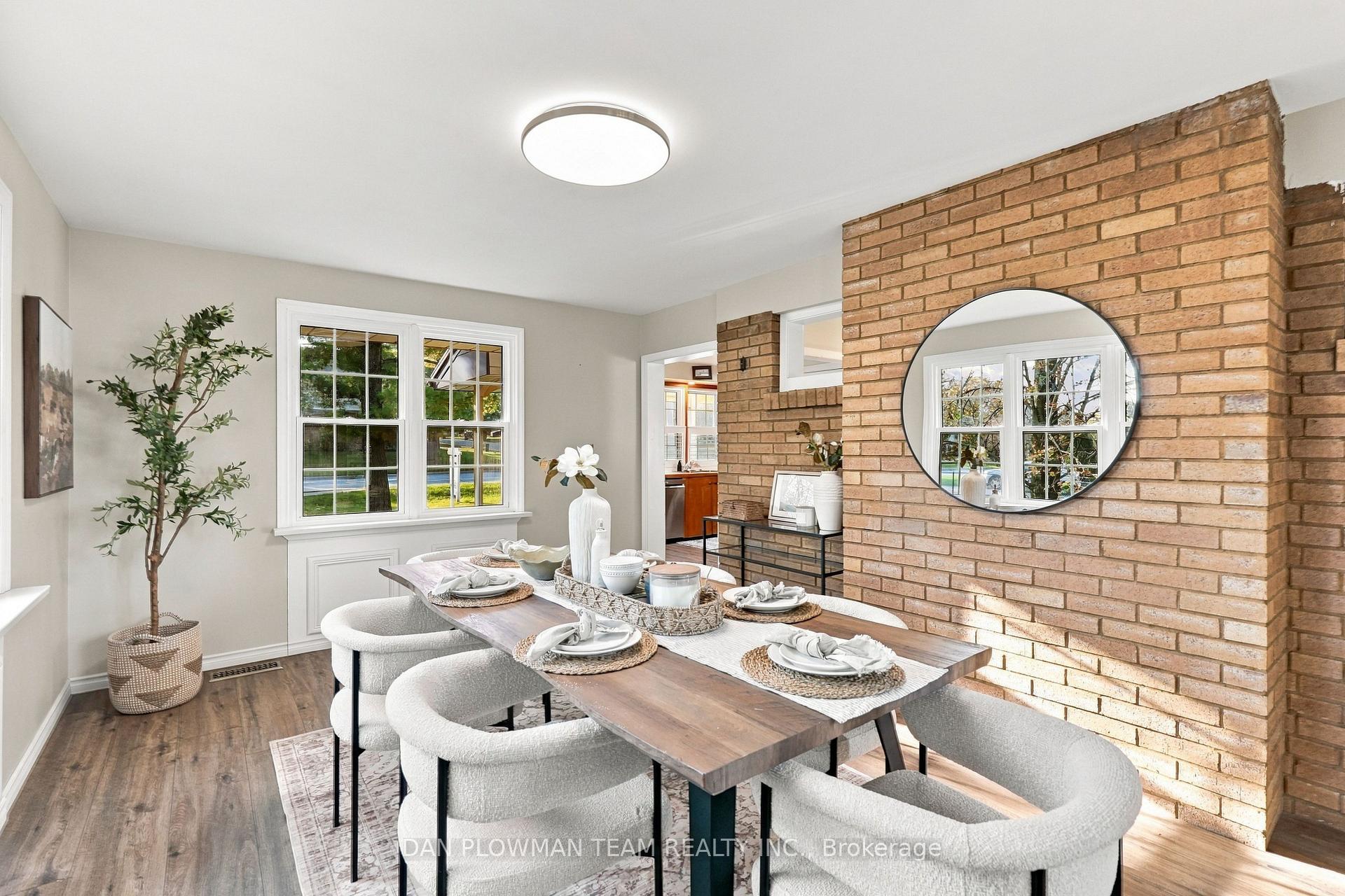 Photo 7 of 153 Liberty Street N, Clarington, Bowmanville — HOMEH