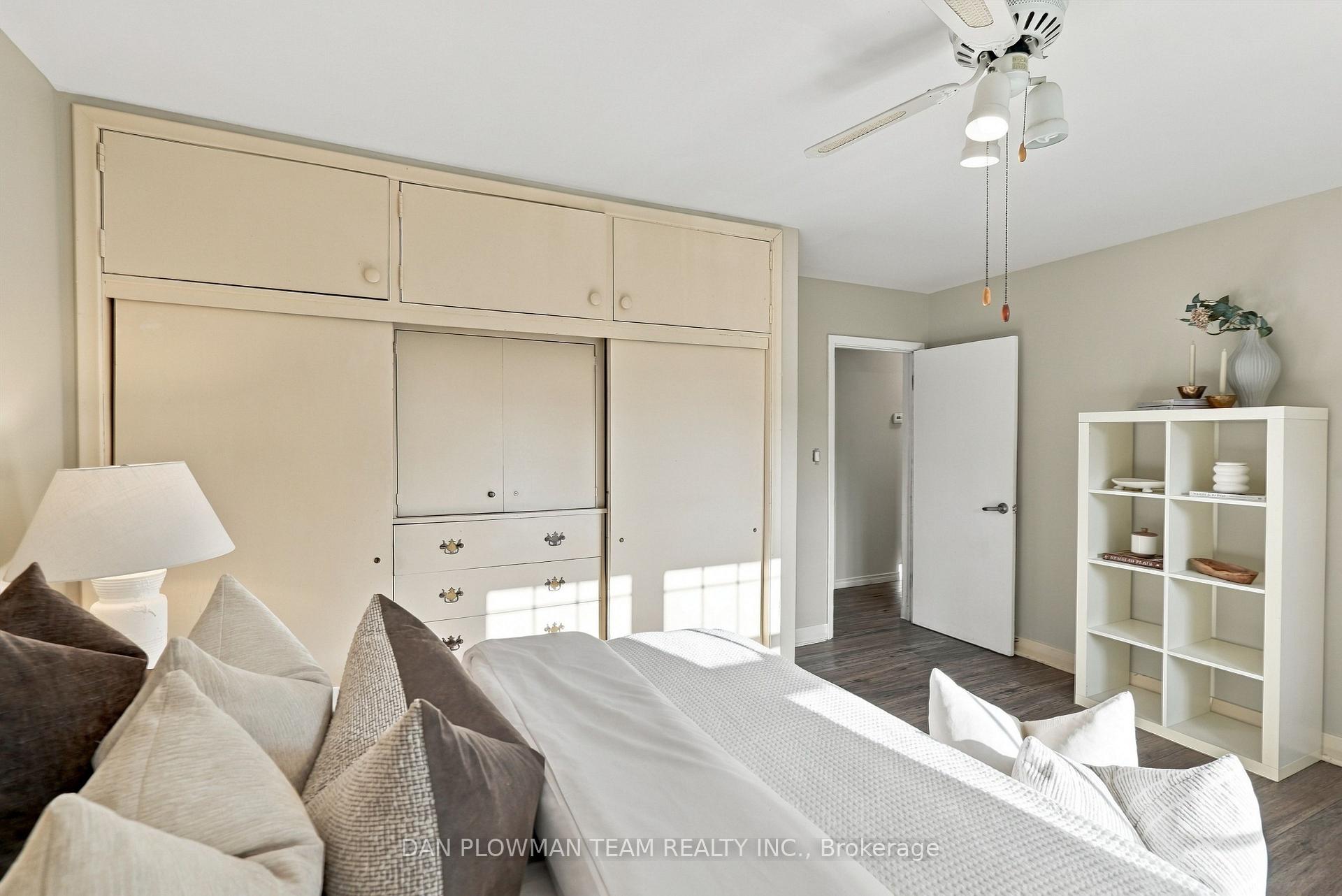 Photo 18 of 153 Liberty Street N, Clarington, Bowmanville — HOMEH
