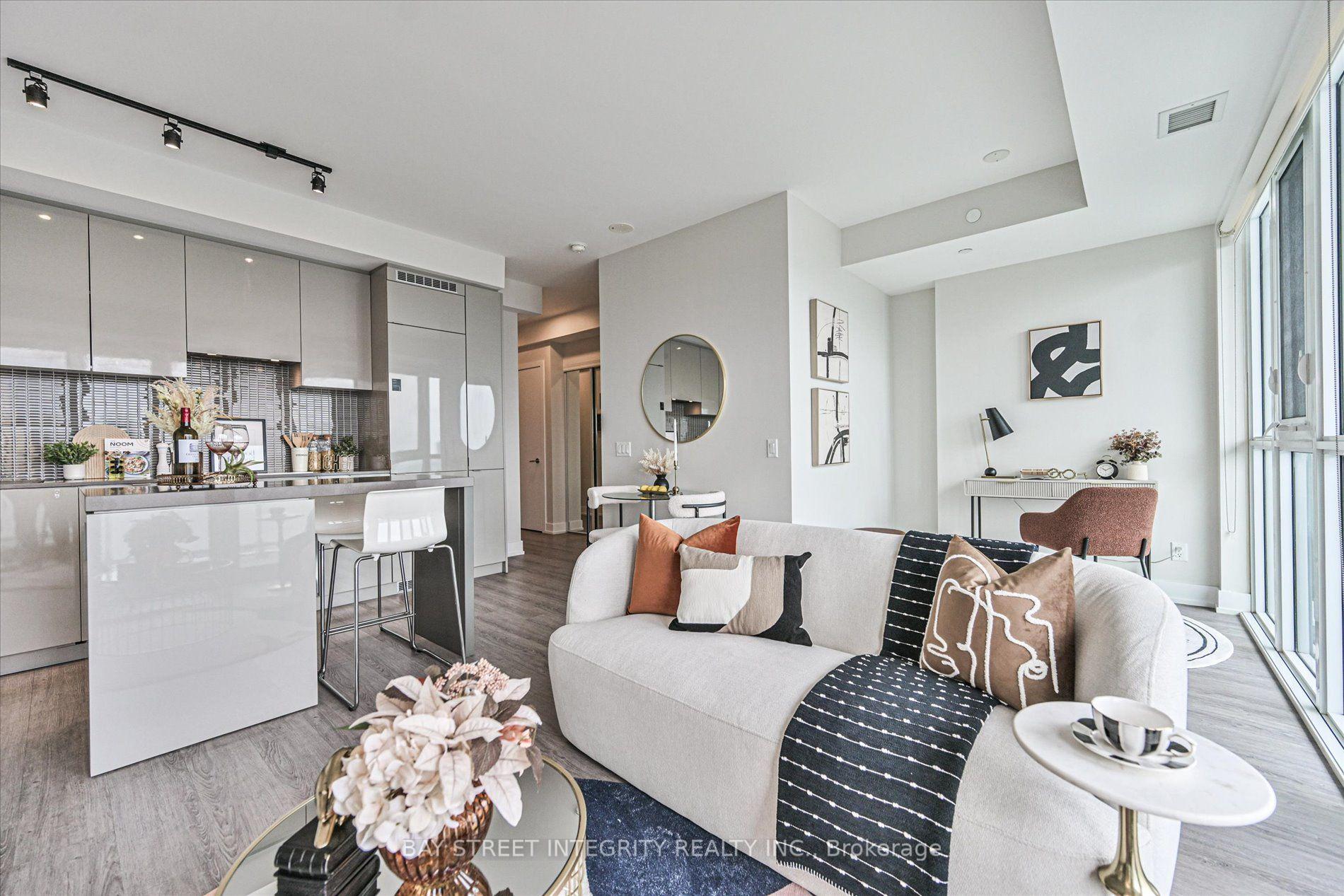 Photo of Unit 3807, 7 Grenville Street