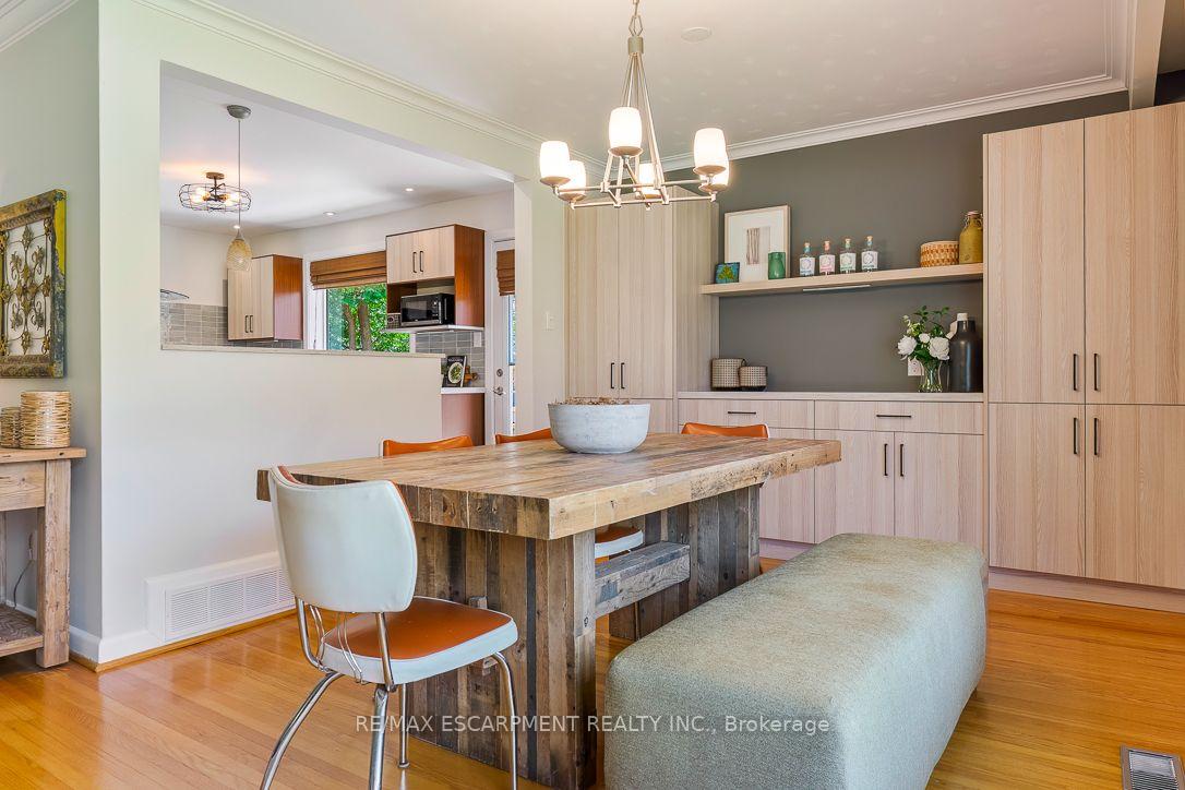 Photo 13 of 1548 Wembury Road, Mississauga, Lorne Park — HOMEH
