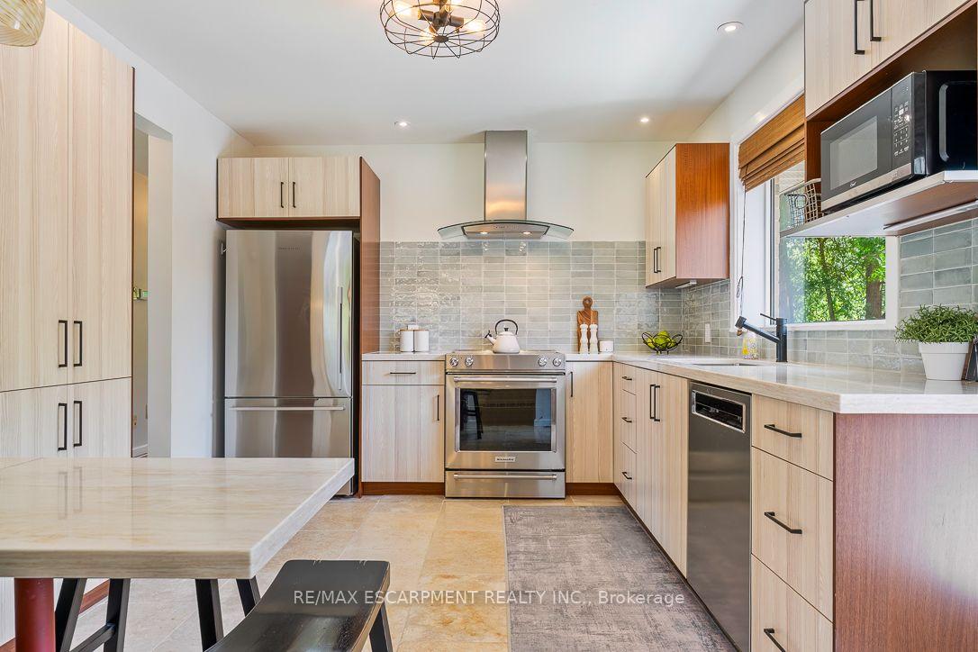 Photo 15 of 1548 Wembury Road, Mississauga, Lorne Park — HOMEH
