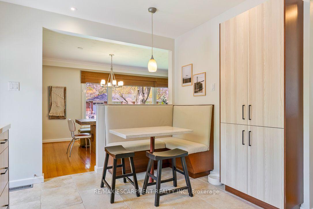 Photo 19 of 1548 Wembury Road, Mississauga, Lorne Park — HOMEH