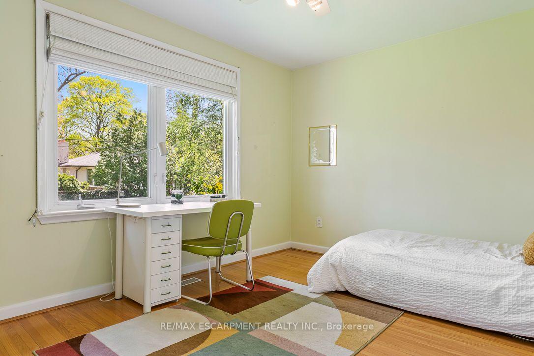 Photo 25 of 1548 Wembury Road, Mississauga, Lorne Park — HOMEH