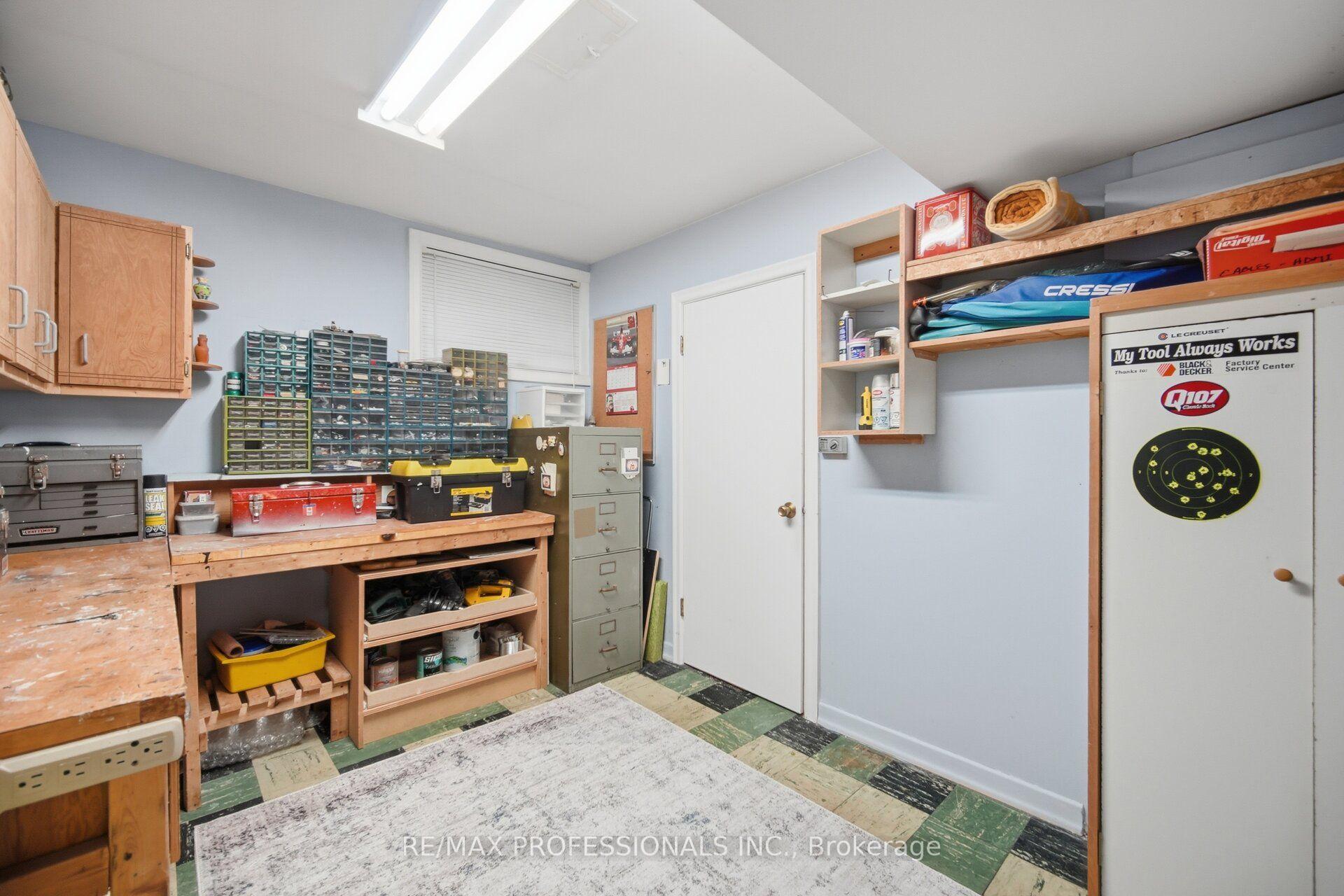 Photo 36 of 9 Humber Ridge Drive, Etobicoke, Stonegate-Queensway — HOMEH