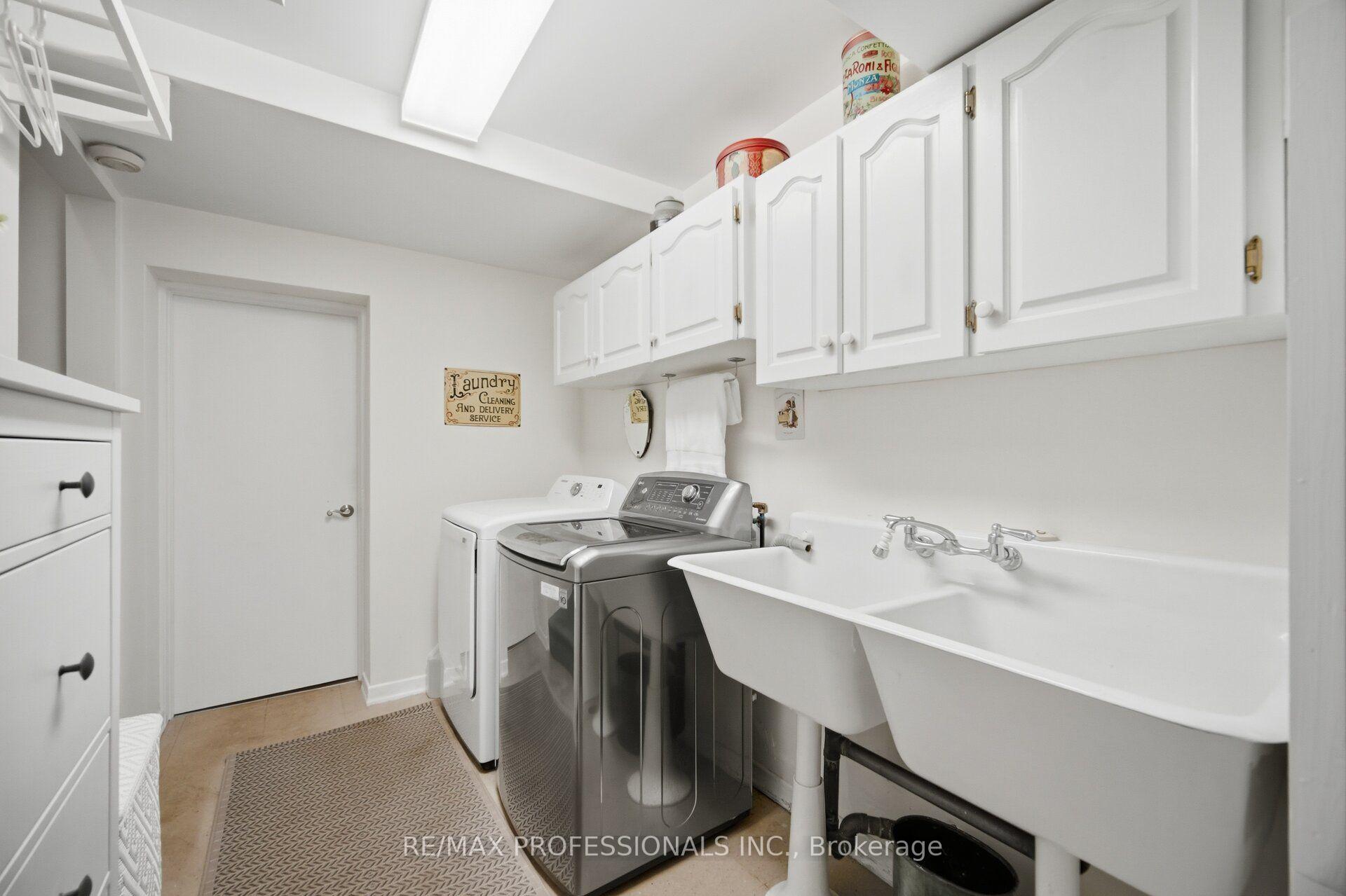 Photo 37 of 9 Humber Ridge Drive, Etobicoke, Stonegate-Queensway — HOMEH