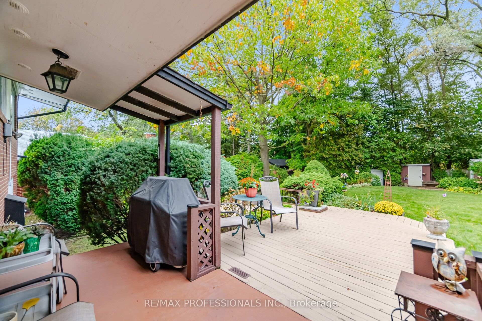 Photo 42 of 9 Humber Ridge Drive, Etobicoke, Stonegate-Queensway — HOMEH