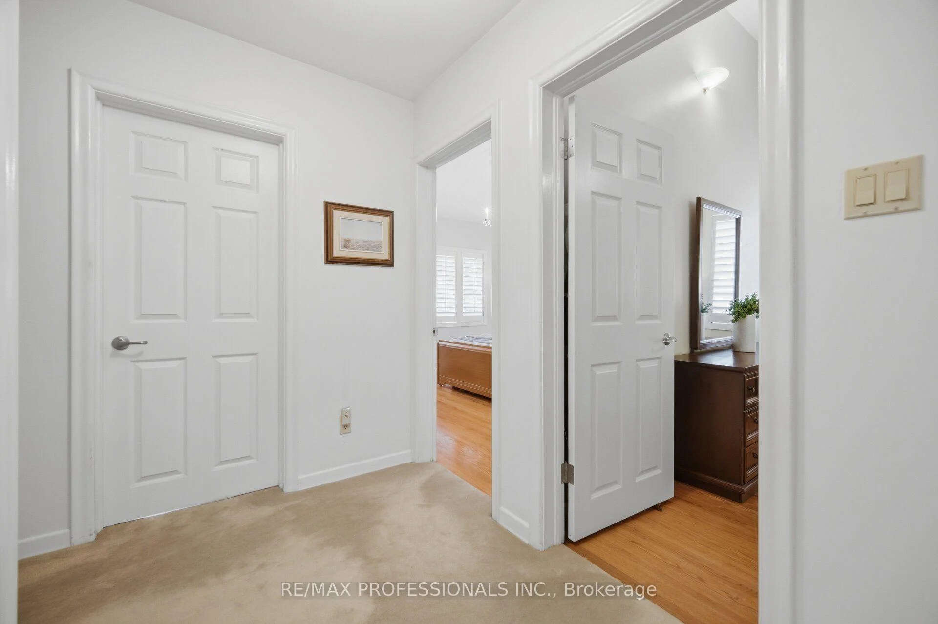 Photo 23 of 9 Humber Ridge Drive, Etobicoke, Stonegate-Queensway — HOMEH