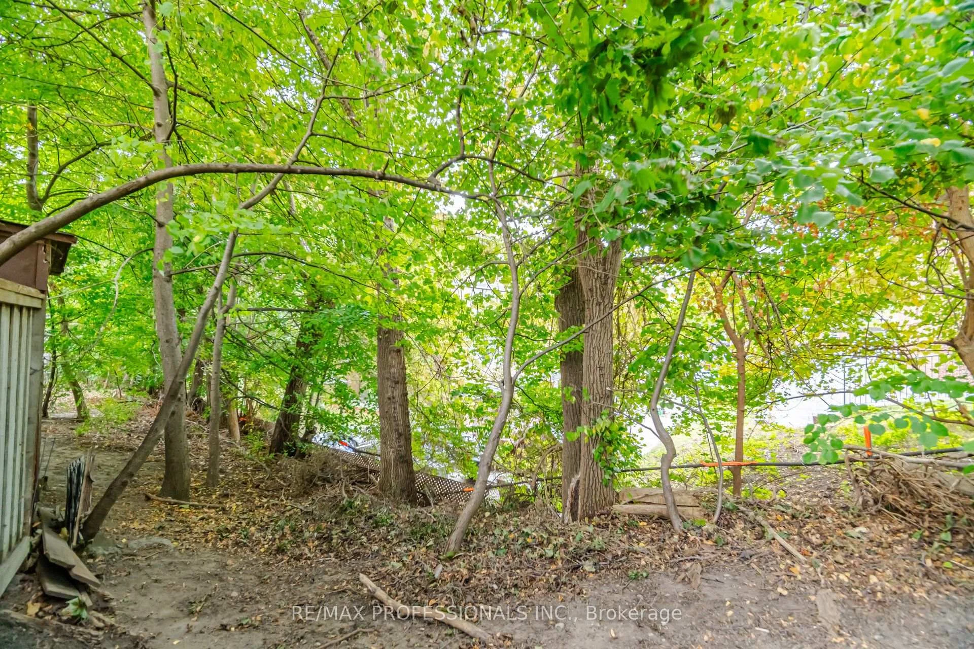 Photo 55 of 9 Humber Ridge Drive, Etobicoke, Stonegate-Queensway — HOMEH