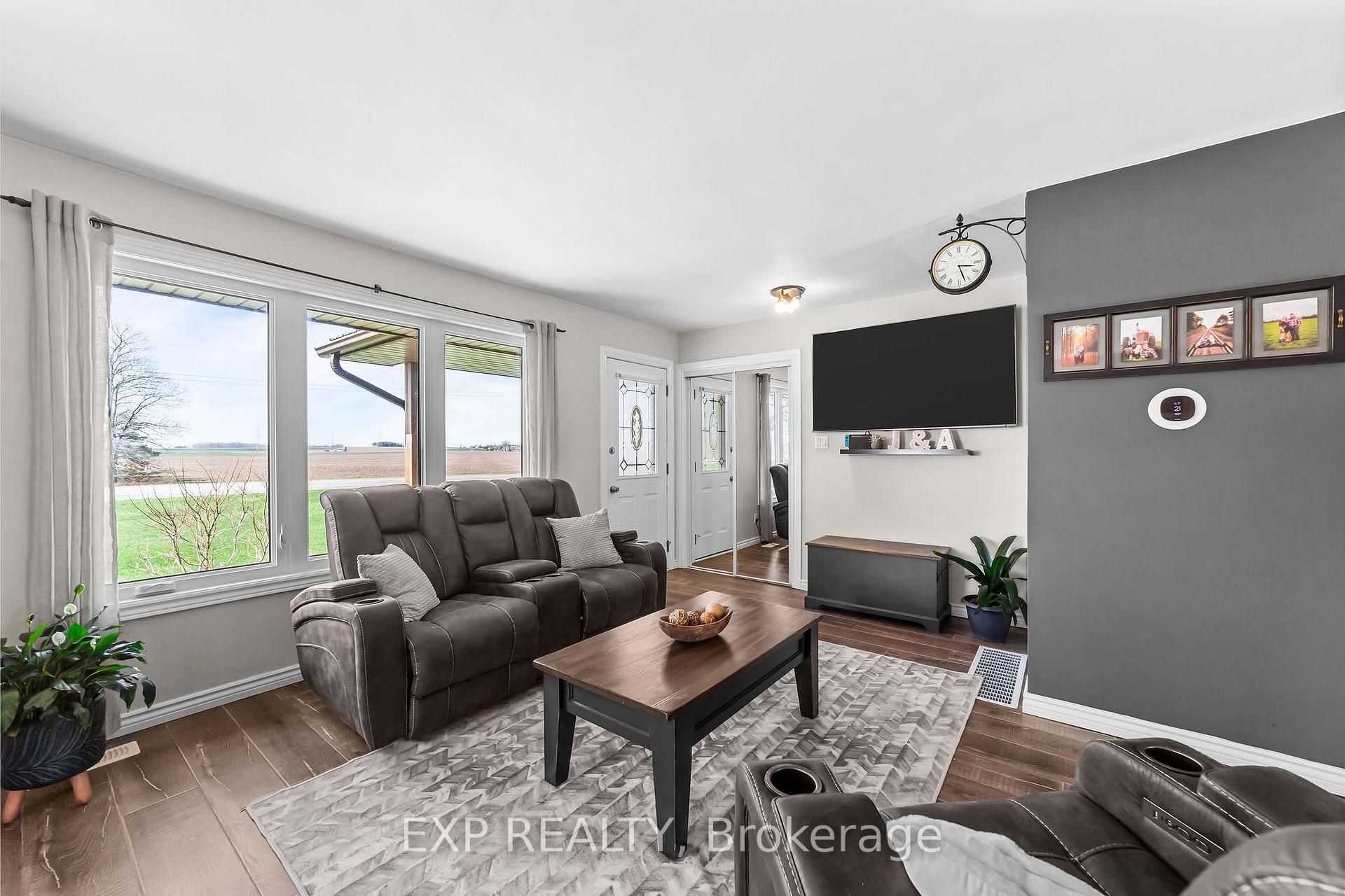 Photo 13 of 9221 Hickory Drive, Strathroy-Caradoc, Rural Strathroy-Caradoc — HOMEH