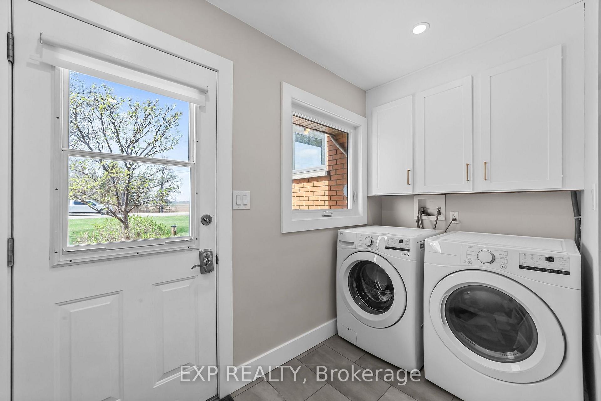 Photo 23 of 9221 Hickory Drive, Strathroy-Caradoc, Rural Strathroy-Caradoc — HOMEH