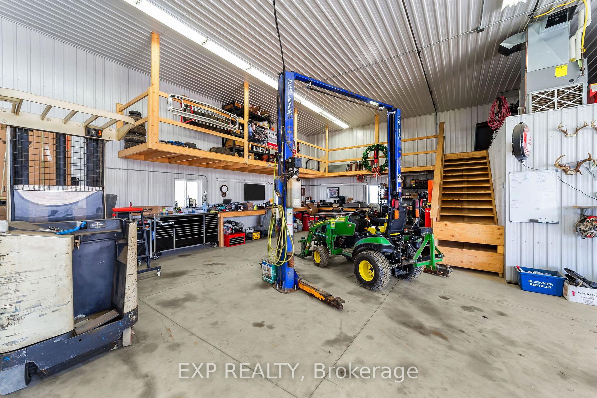 Photo 32 of 9221 Hickory Drive, Strathroy-Caradoc, Rural Strathroy-Caradoc — HOMEH