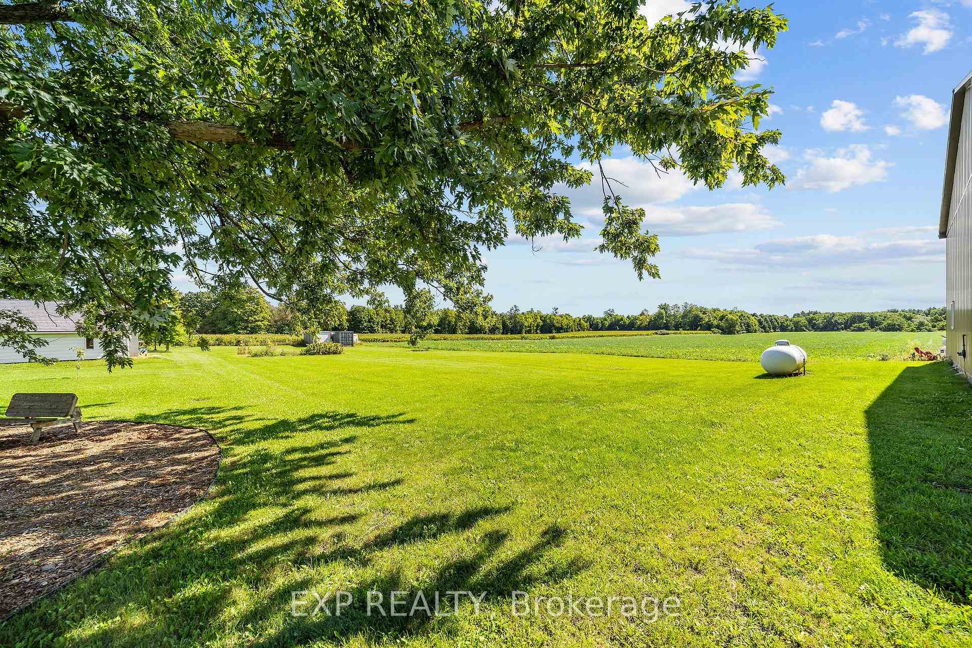 Photo 37 of 9221 Hickory Drive, Strathroy-Caradoc, Rural Strathroy-Caradoc — HOMEH