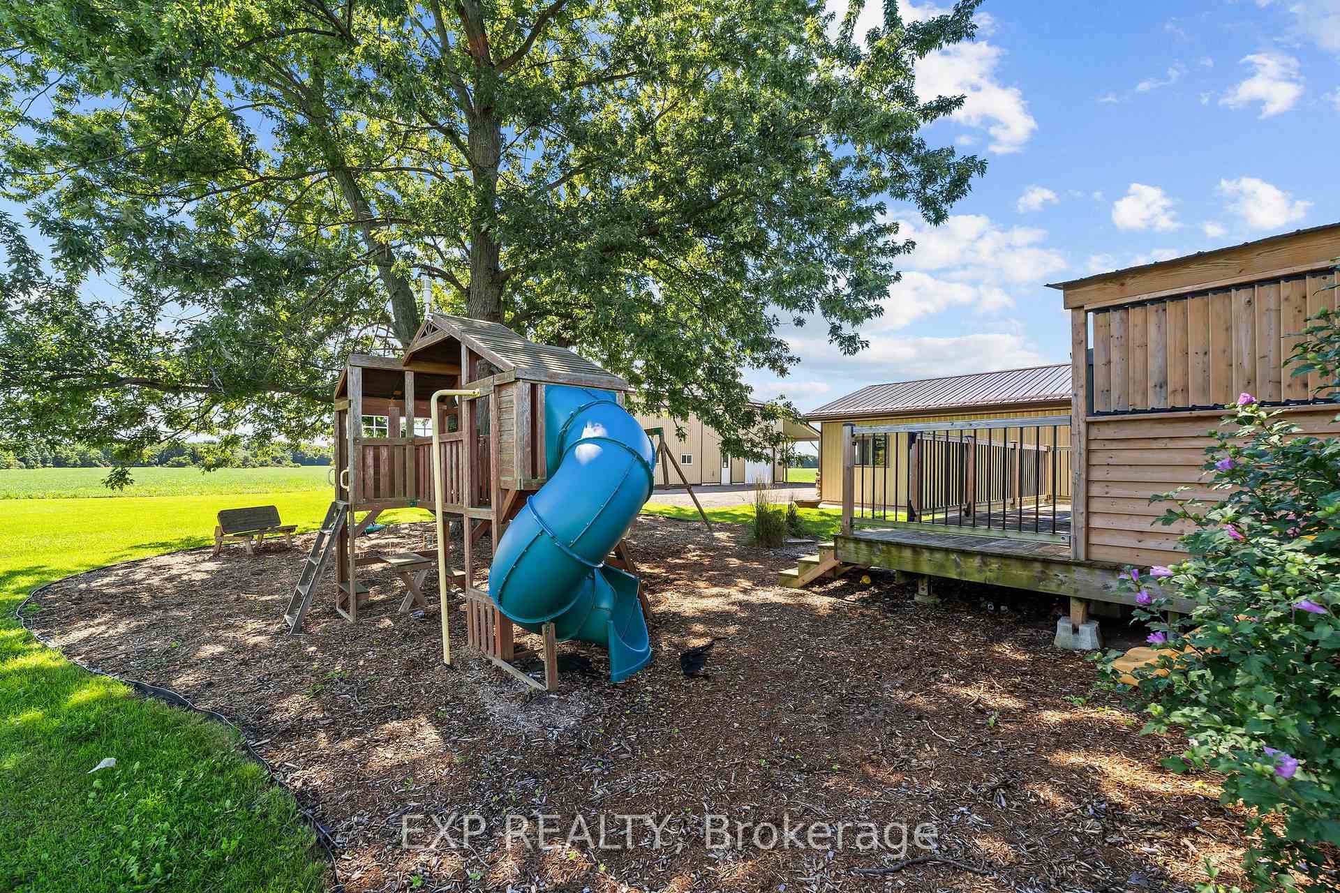 Photo 42 of 9221 Hickory Drive, Strathroy-Caradoc, Rural Strathroy-Caradoc — HOMEH