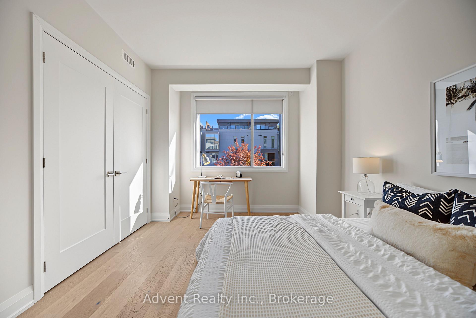Photo 26 of Unit 3, 18 Greenbriar Road, North York, Bayview Village — HOMEH
