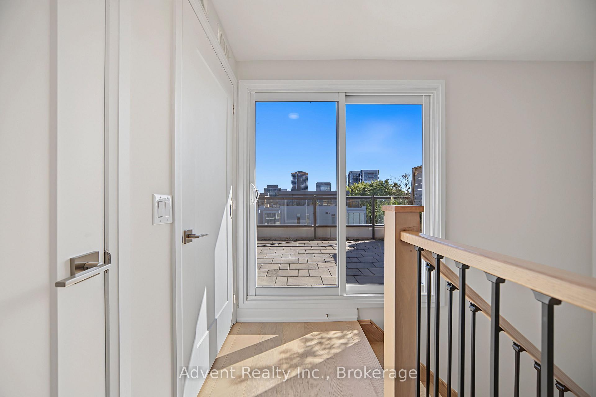 Photo 39 of Unit 3, 18 Greenbriar Road, North York, Bayview Village — HOMEH