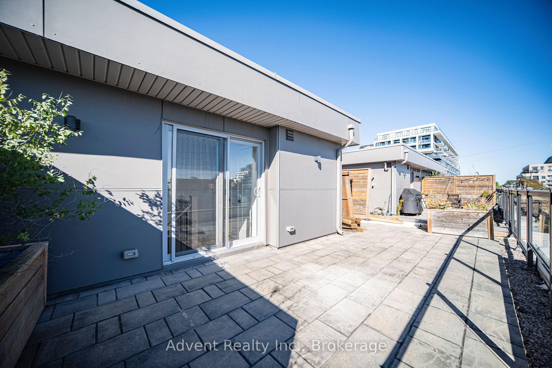 Photo 42 of Unit 3, 18 Greenbriar Road, North York, Bayview Village — HOMEH