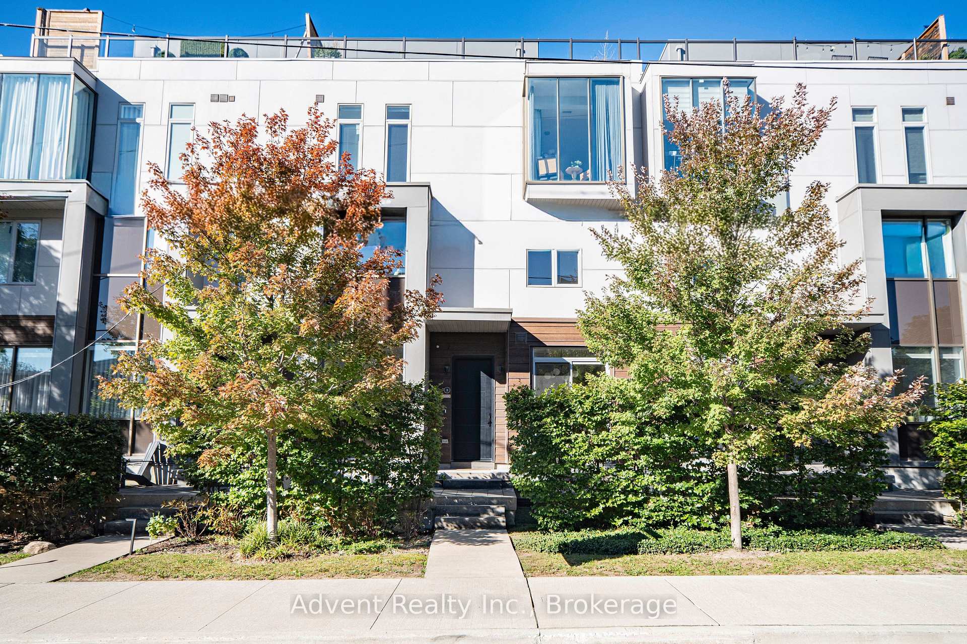 Photo 49 of Unit 3, 18 Greenbriar Road, North York, Bayview Village — HOMEH