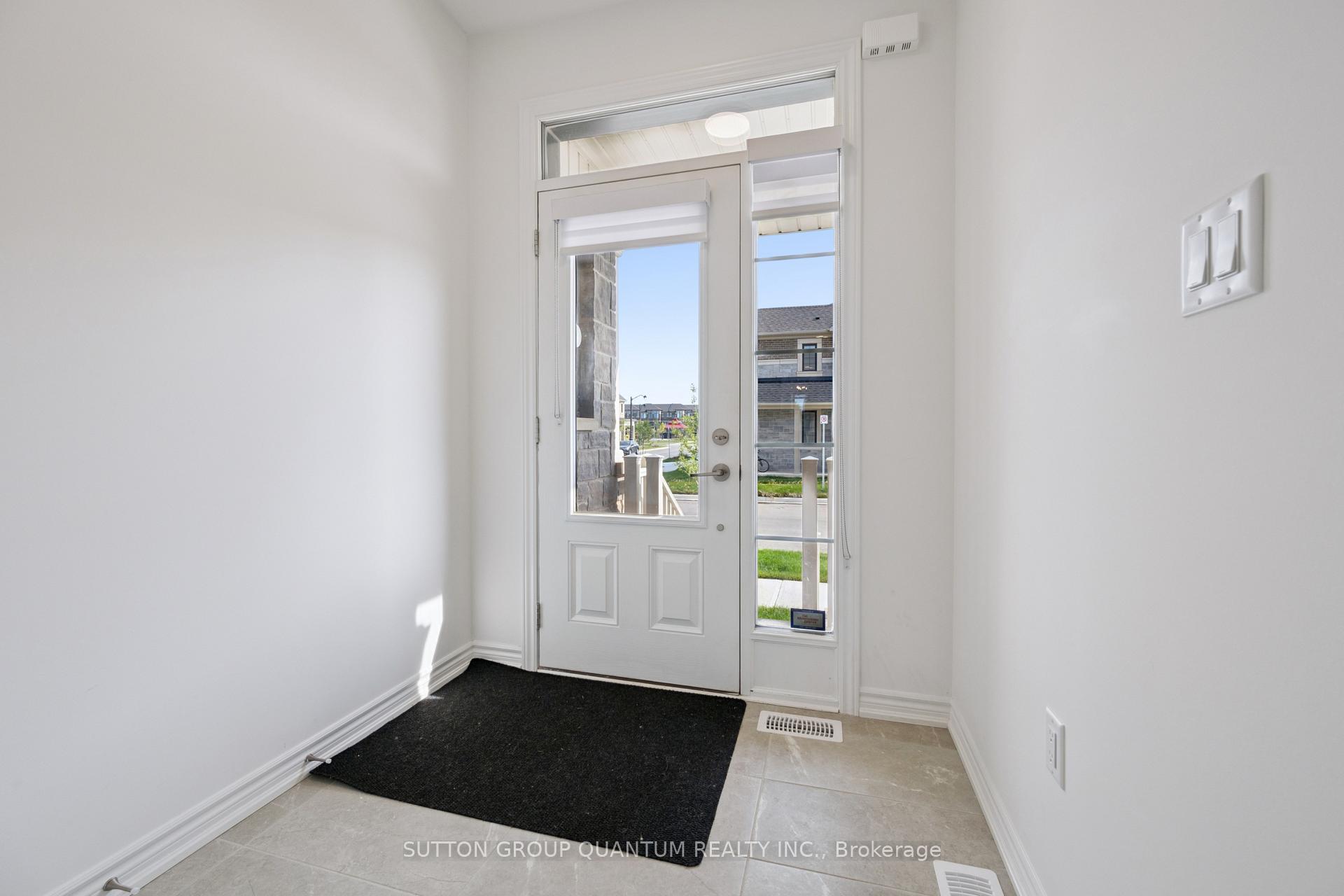 Photo 3 of 3040 Robert Lamb Boulevard, Oakville, Joshua Meadows — HOMEH