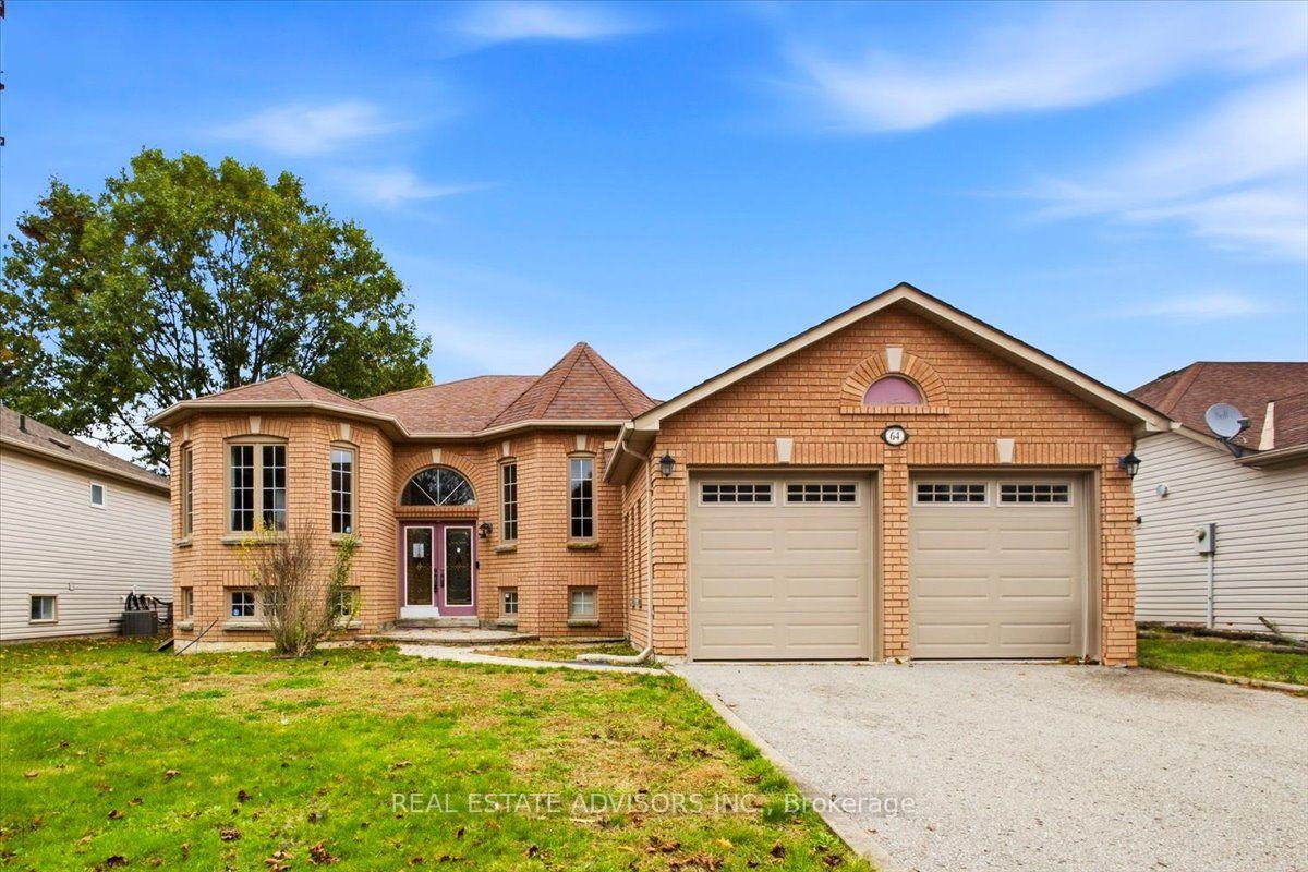 Photo 2 of 64 Acorn Crescent, Wasaga Beach — HOMEH