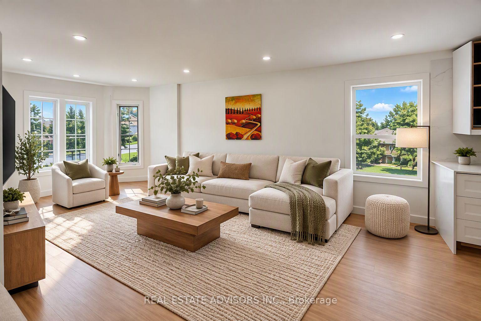 Photo 3 of 64 Acorn Crescent, Wasaga Beach — HOMEH