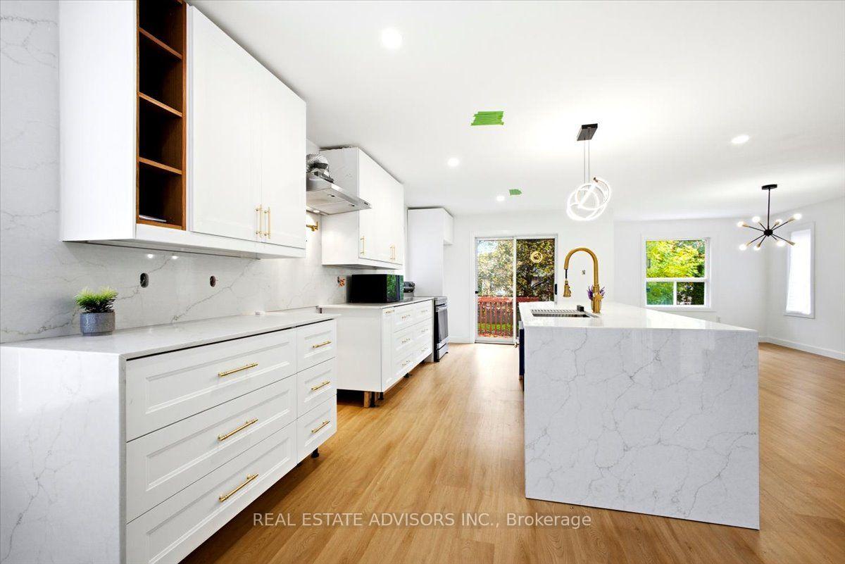 Photo 14 of 64 Acorn Crescent, Wasaga Beach — HOMEH