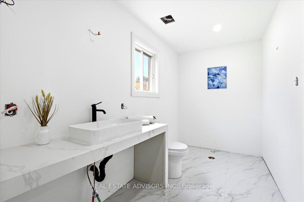 Photo 22 of 64 Acorn Crescent, Wasaga Beach — HOMEH