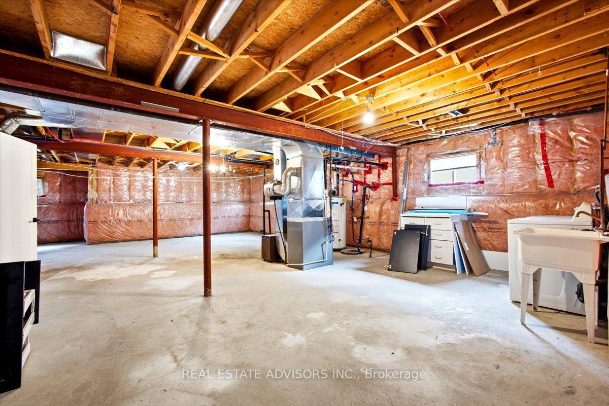 Photo 31 of 64 Acorn Crescent, Wasaga Beach — HOMEH
