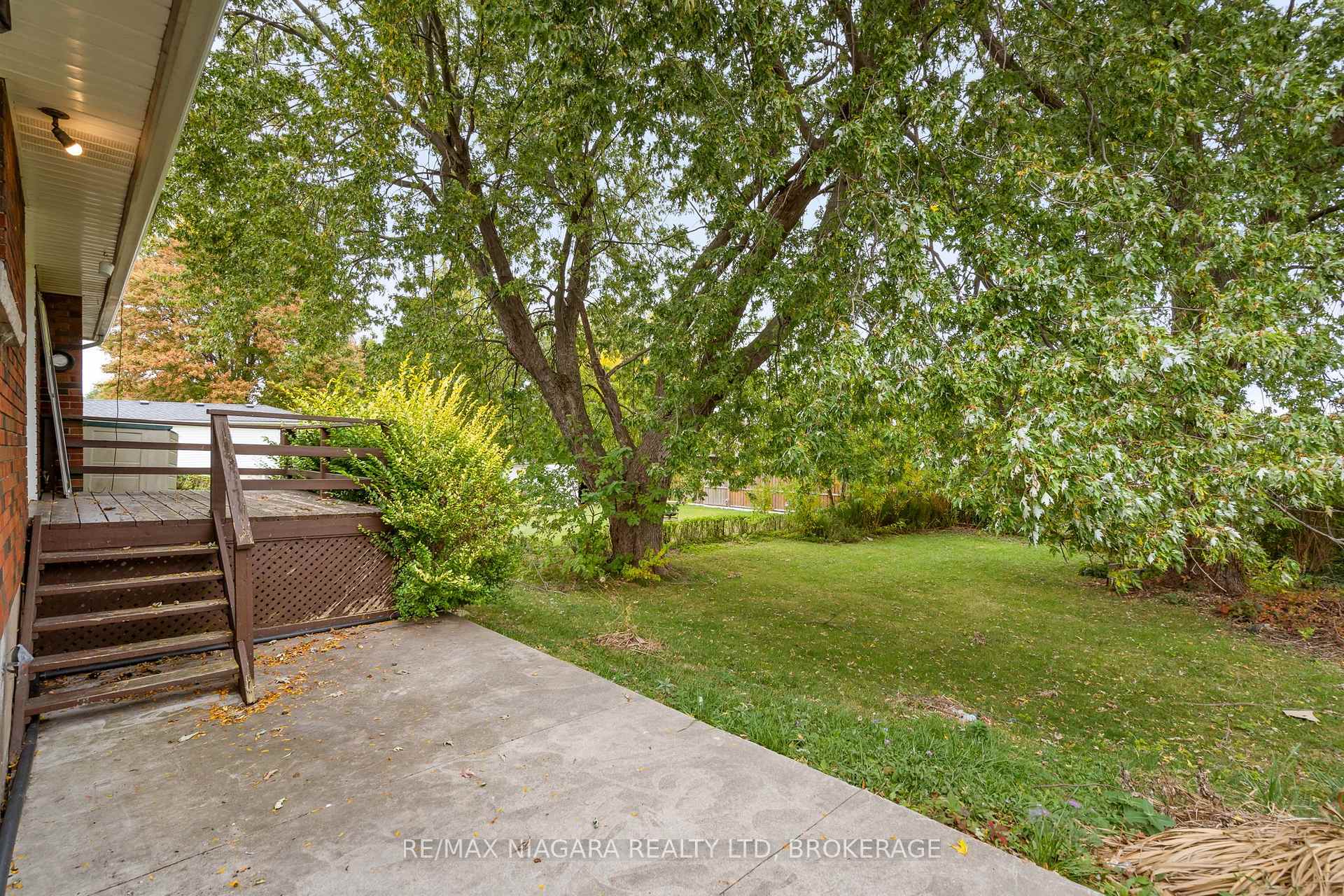 Photo 19 of 241 Bertie Street, Fort Erie, Central — HOMEH